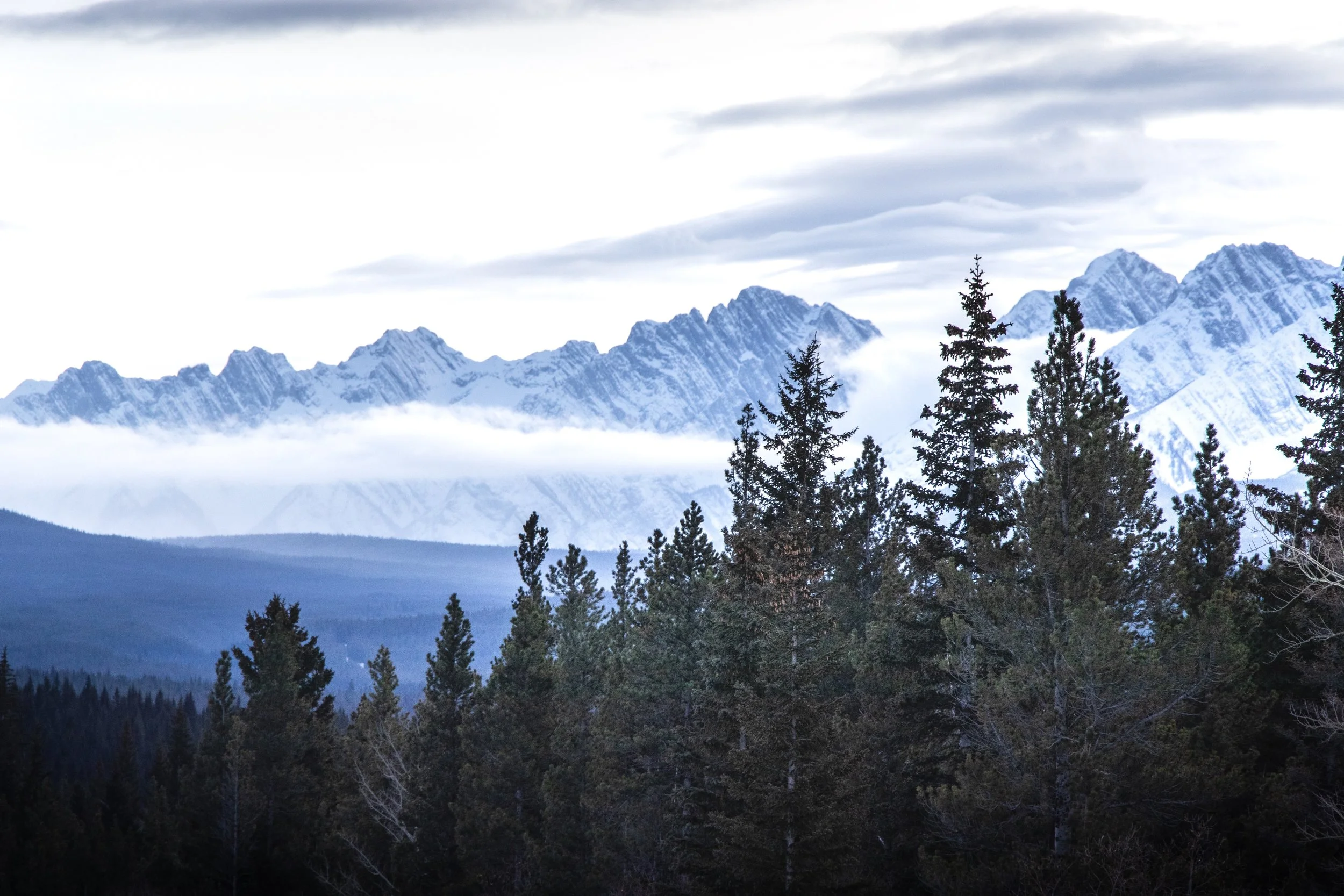 Ribbon of clouds | Kananaskis Country