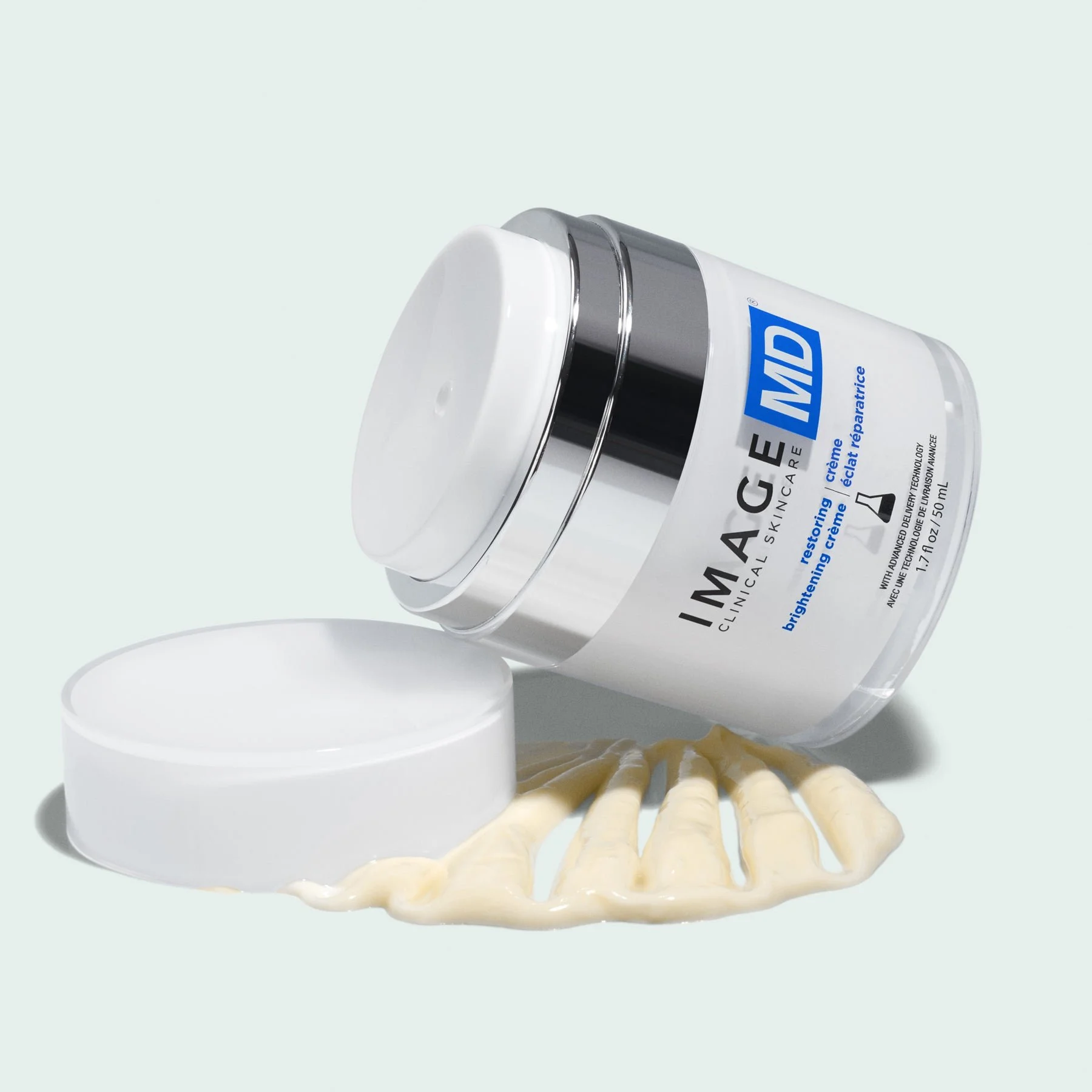 IMAGE-MD-restoring-brightening-creme-PDP-R03_1800x.jpg