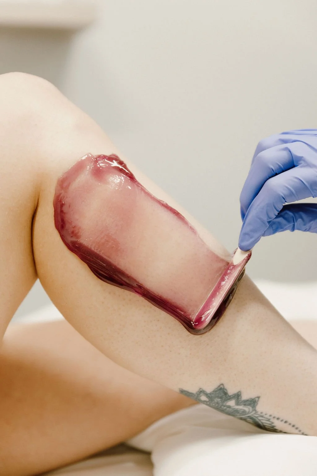 The Benefits of Waxing Year-Round — Not Just in Summer