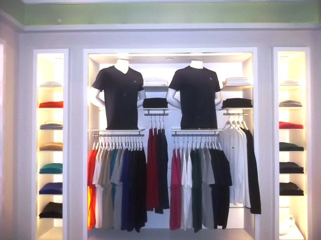 Ext Merchandising VISUAL MERCHANDISING — COREY A DEL ZOTTO