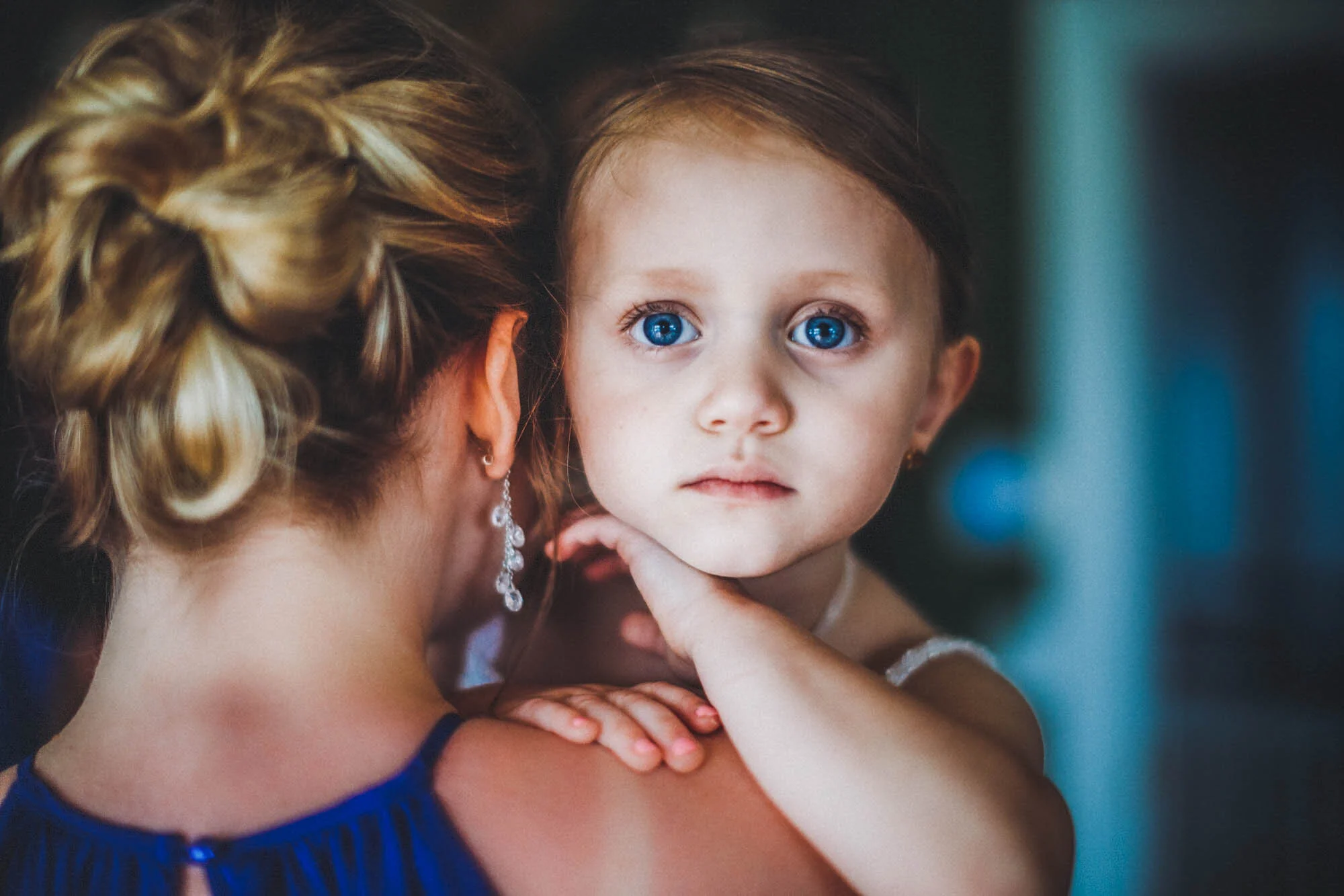flower girl with mother.jpg