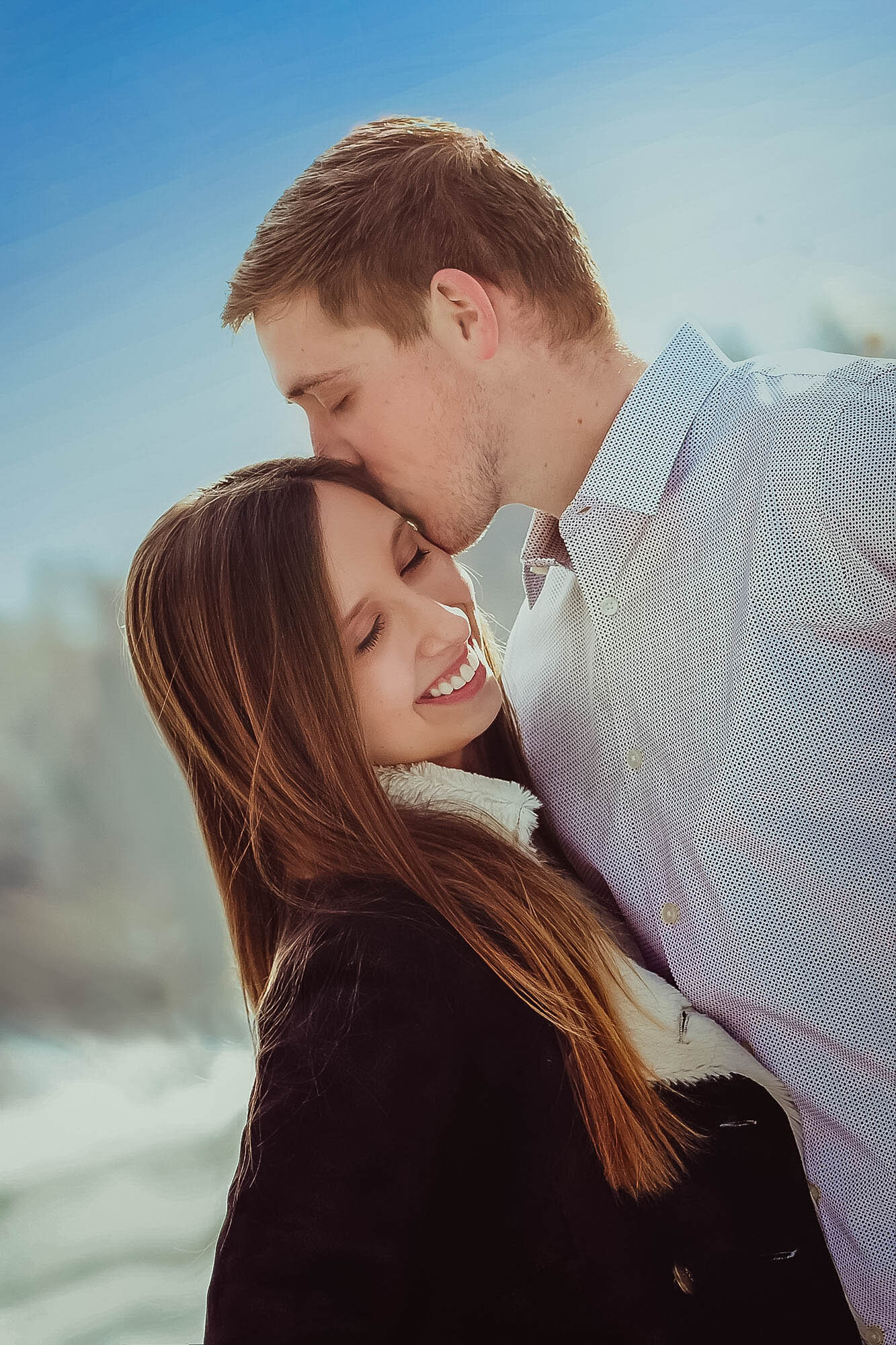 couple kissing in the cold.jpg