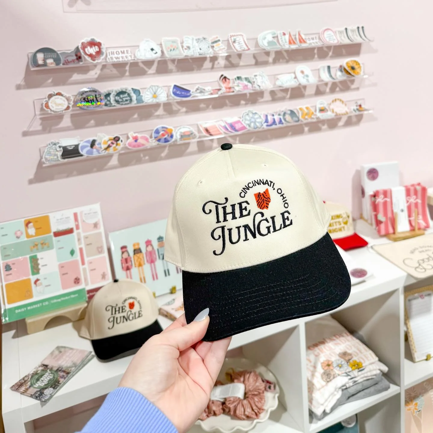 come shop in cincy this weekend @theoffmarket at summit park in blue ash ✨🫶🏻 tons of small businesses will be setup - perfect way to spend a saturday and check people off your gifting list🛍️ not local? these hats are online too💛💛💛 #shoptheoff #