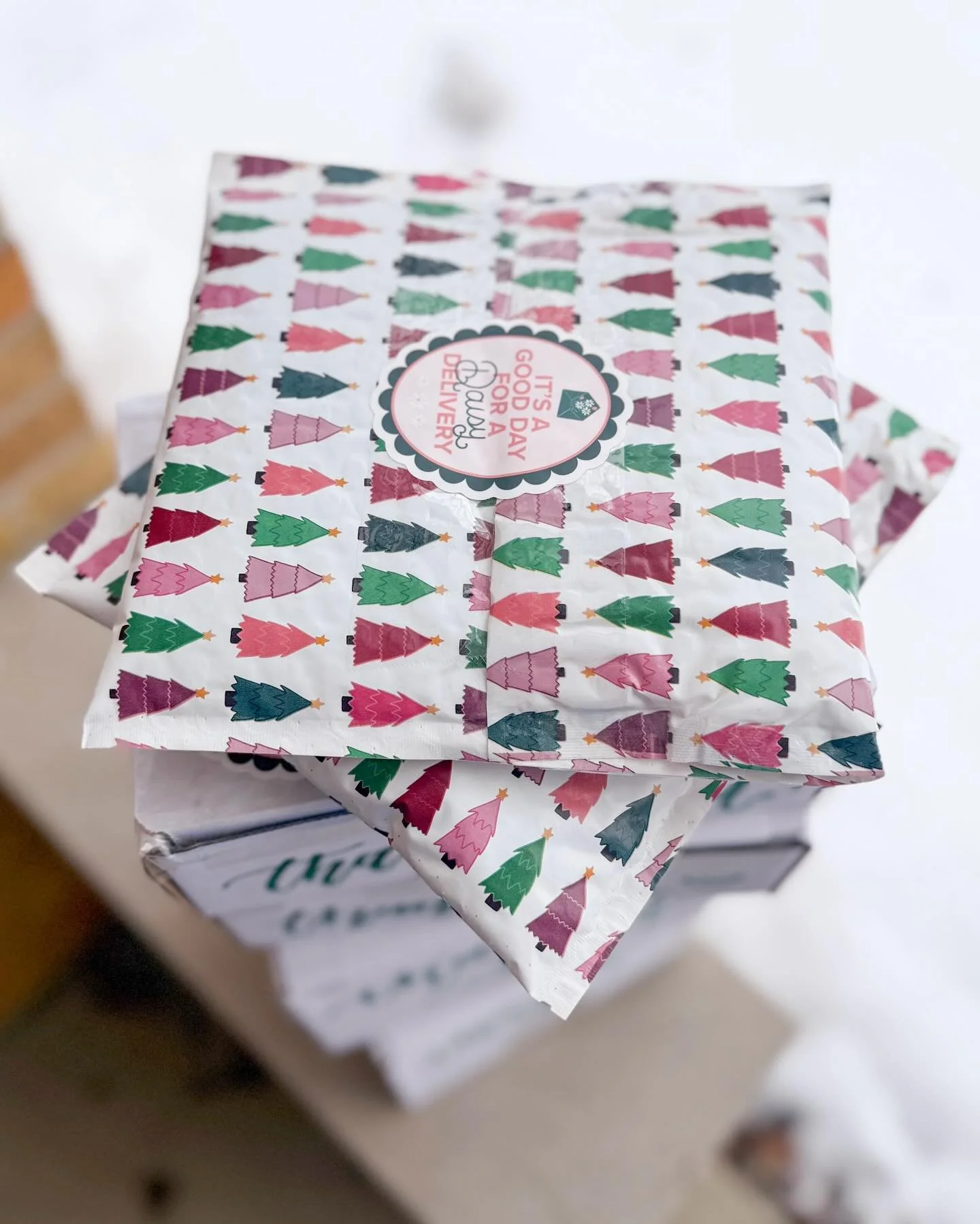 pretty packages on the way to you✨🫶🏻💌