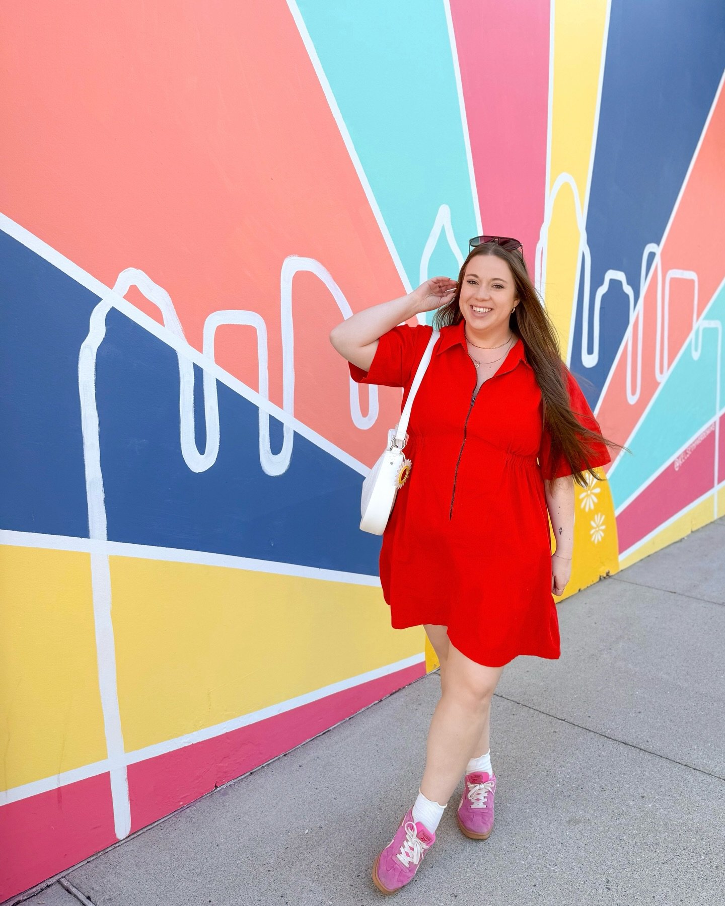 it&rsquo;s beginning to feel like spring🌷✨ loving this new utility dress from @shopnoble &mdash; perfect for the warmer weather &amp; oh so comfy☀️ #gifted #noblebabe #shopnoble #nobleutilitydress