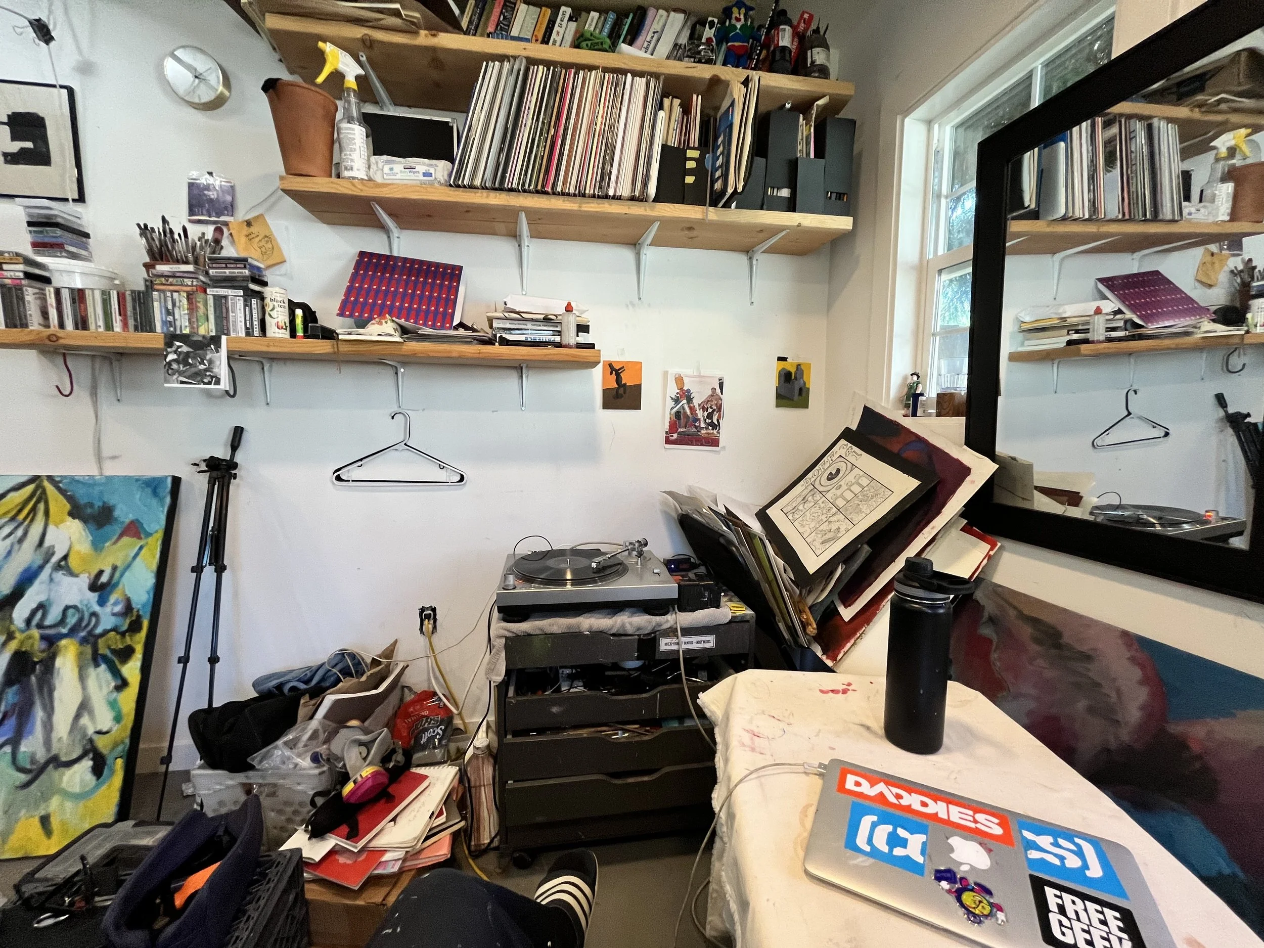 computer corner clutter