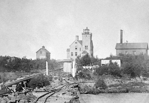 1892