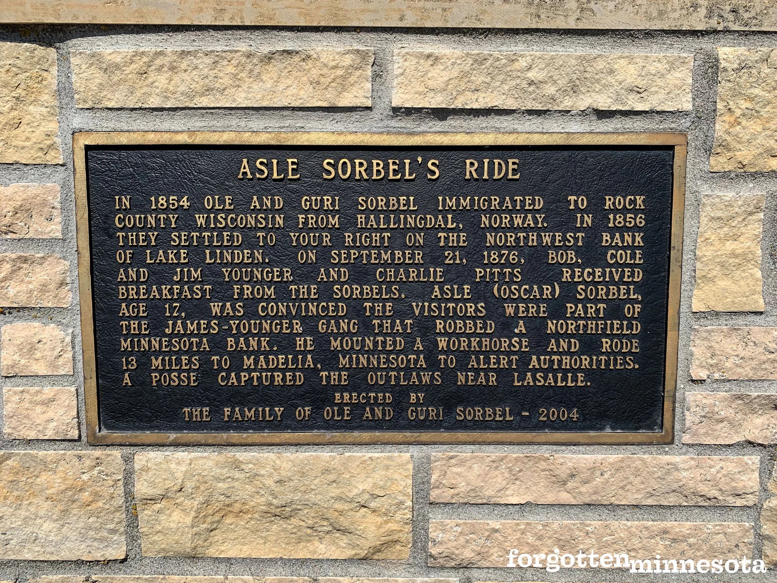 Historic marker near the Sorbel farm in Hanska
