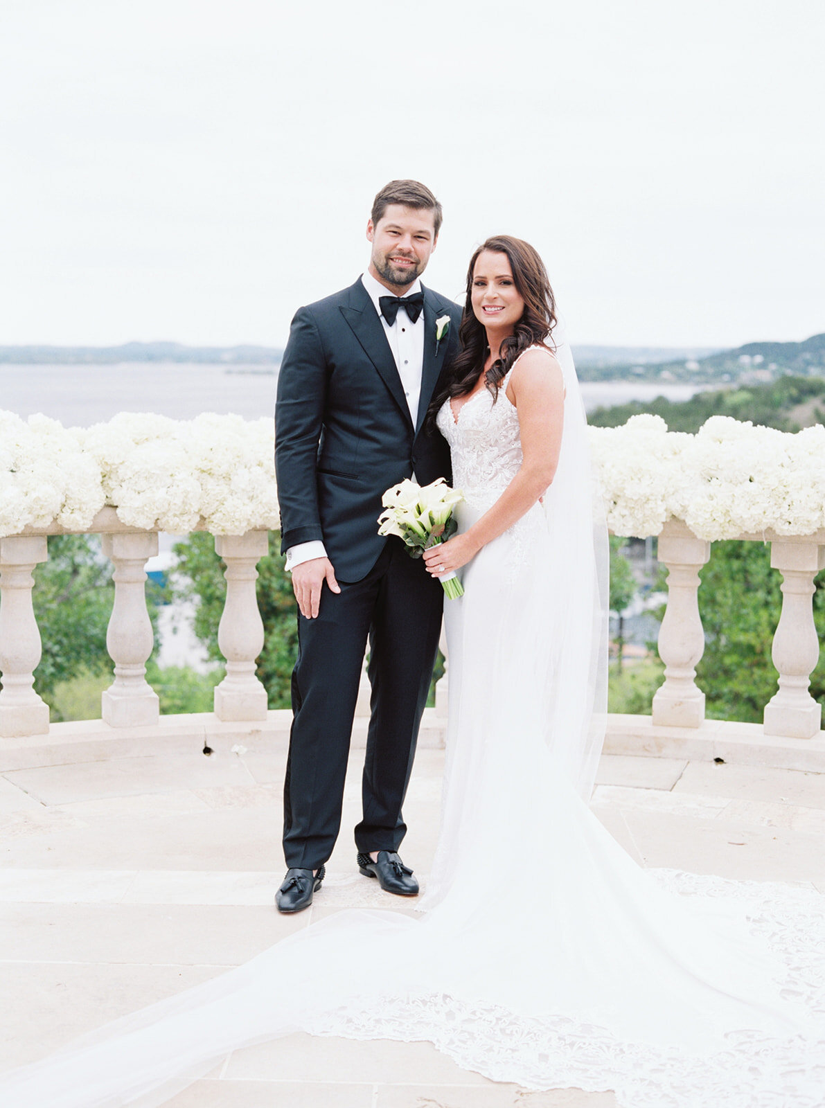 modern black and white outdoor black tie wedding.jpg