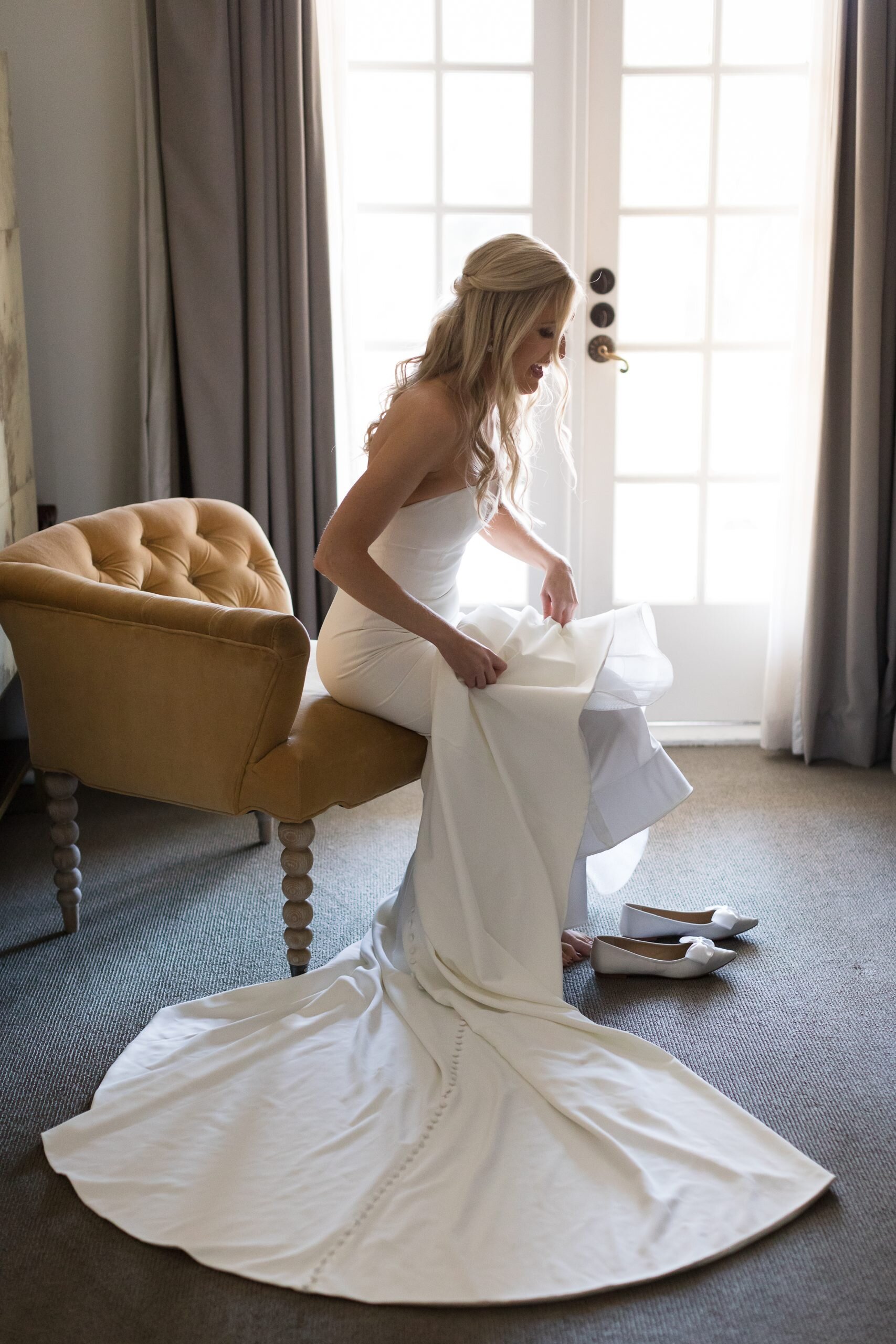 pink champagne designs bride getting ready.jpg