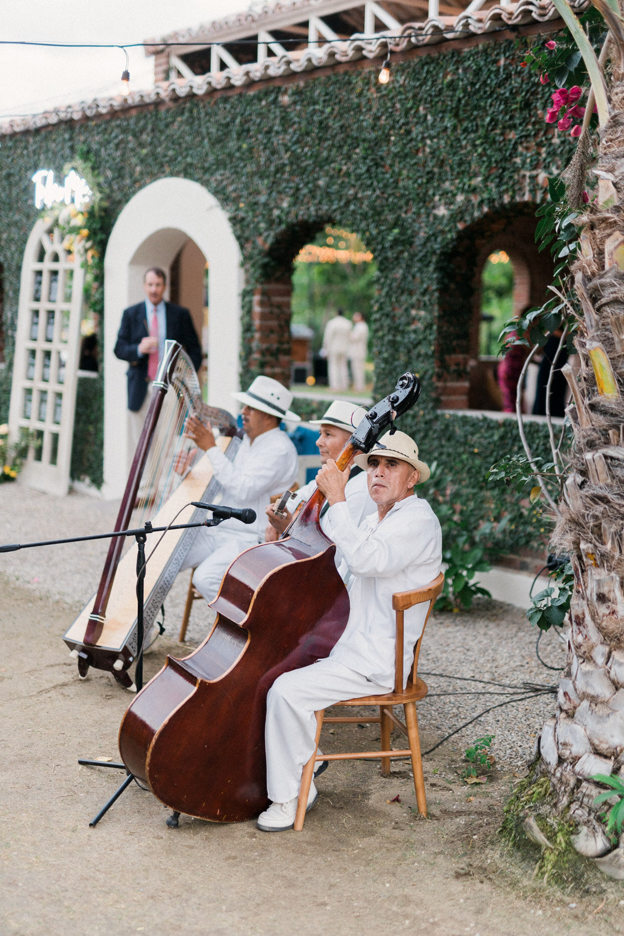 mexico destination wedding cocktail hour.jpg