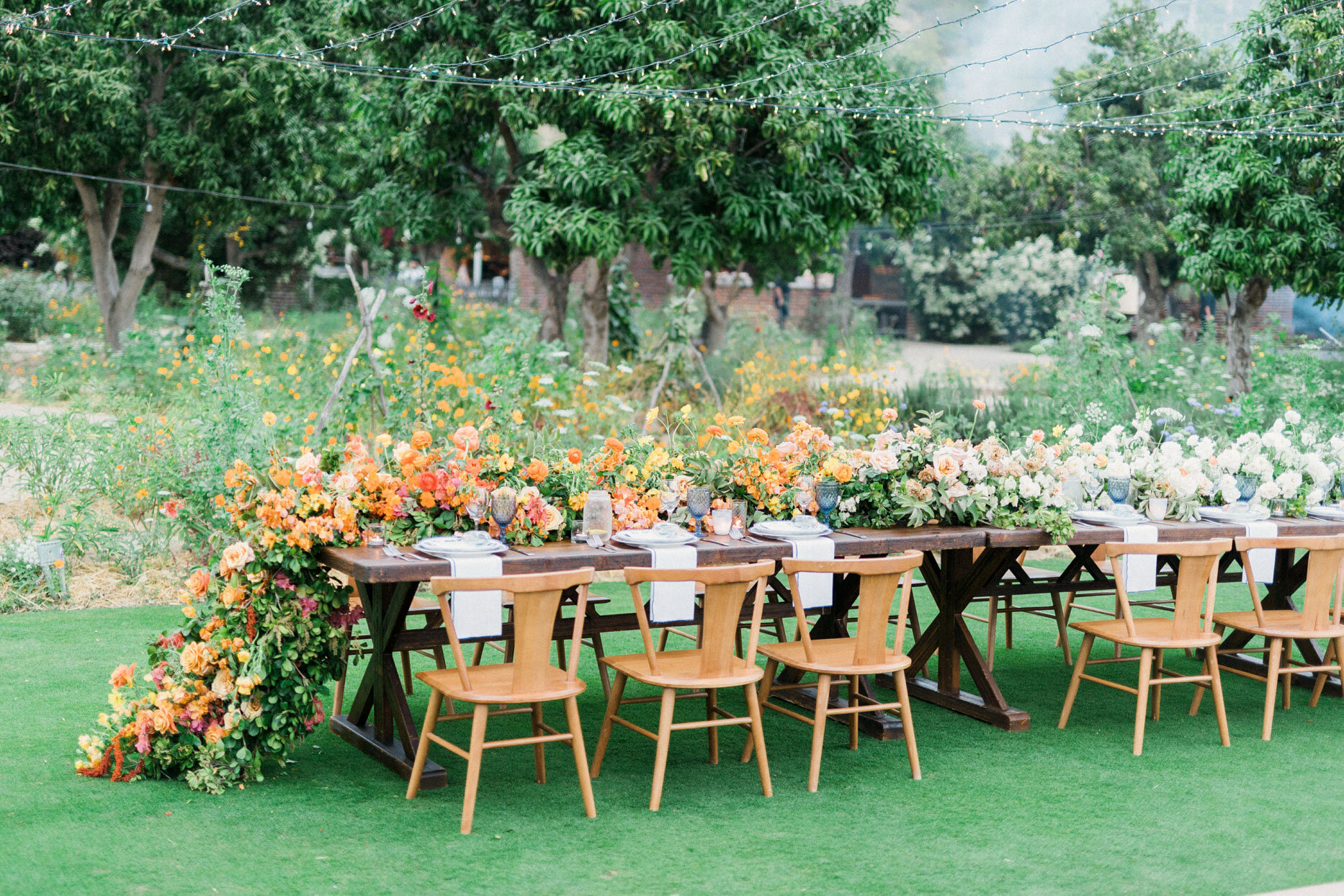 wedding head table floral runner.jpg