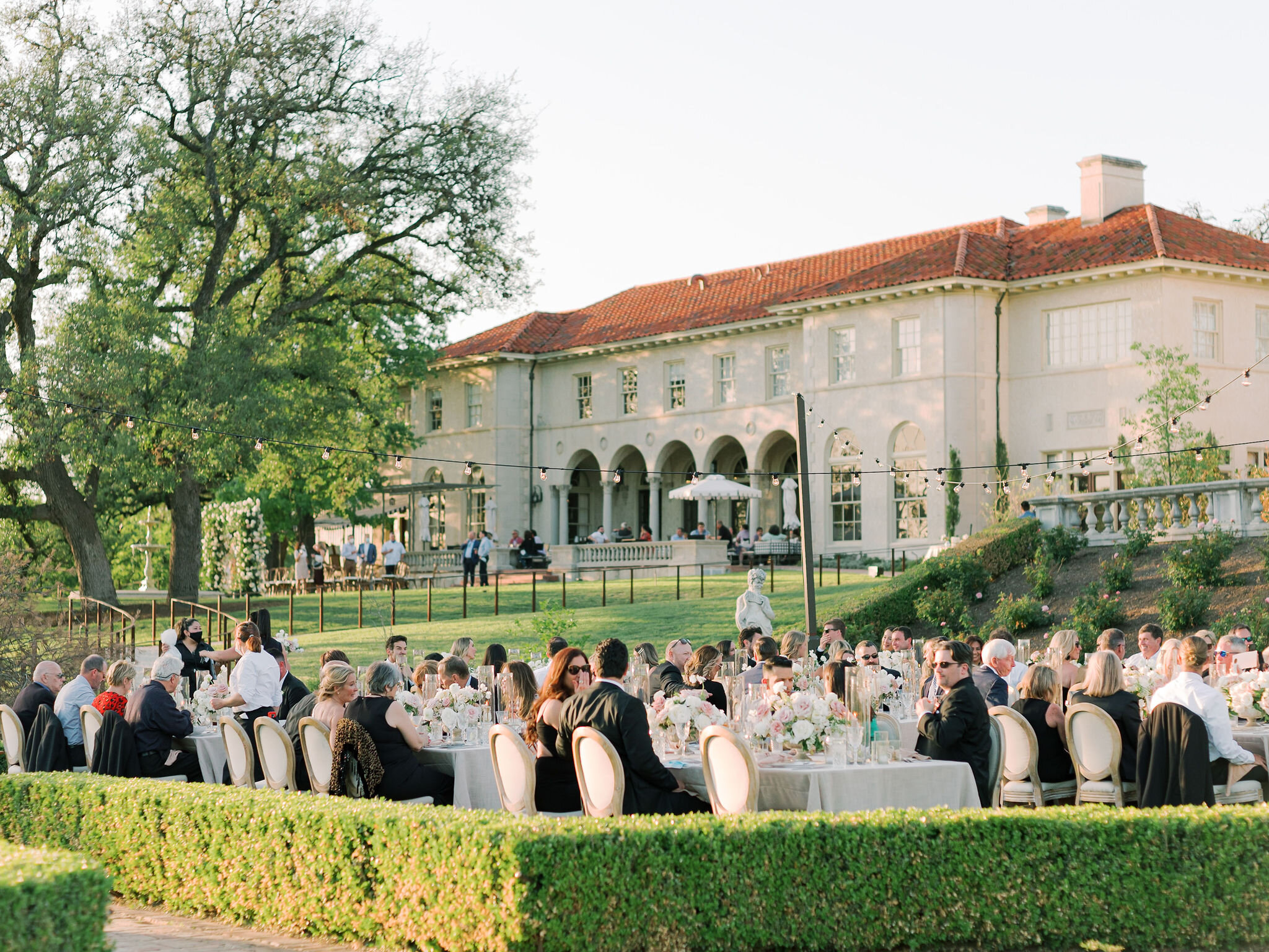 Pink-Champagne-Designs-Commodore-perry-estate-wedding