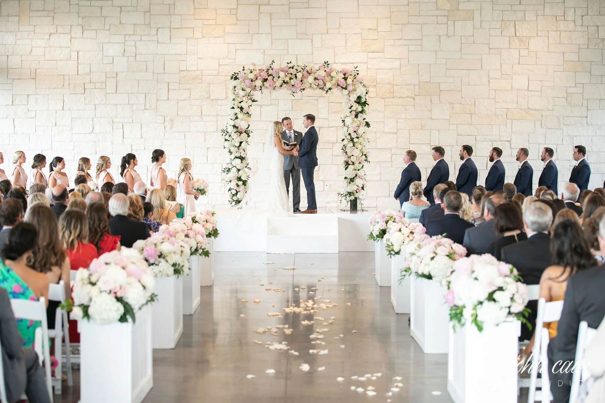 Brittney and Derek :: Pink and White Wedding in Austin, Texas