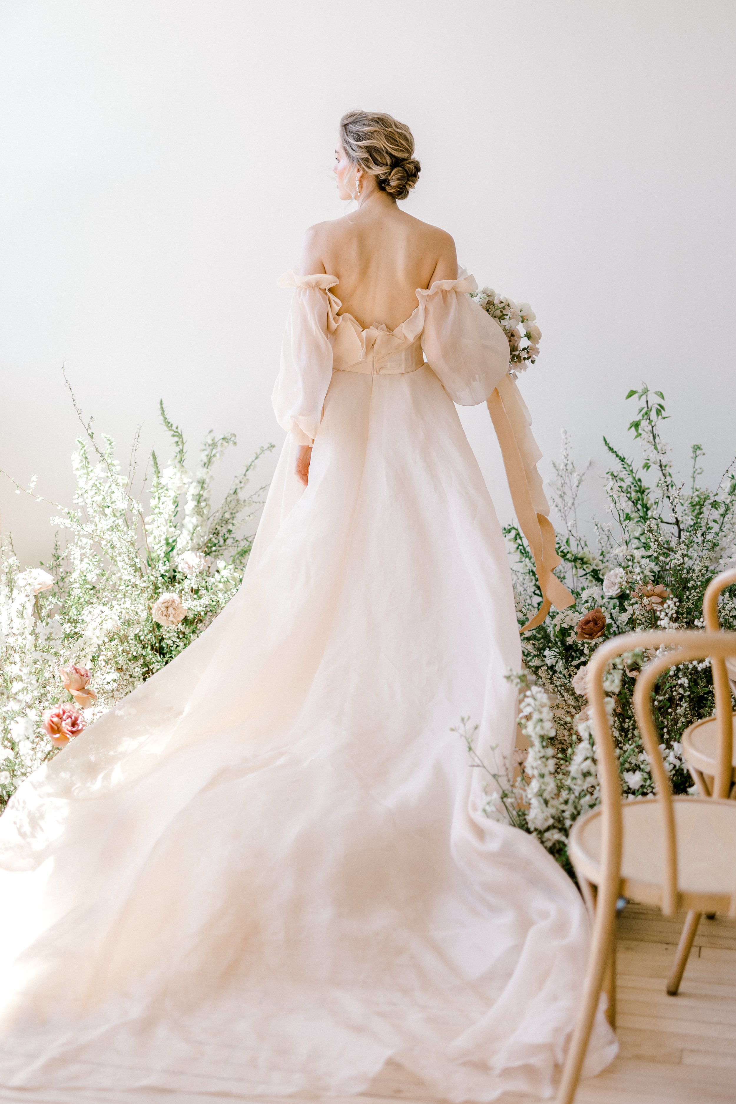 New York Wedding Editorial :: Featuring Fleurish Events — Pink ...