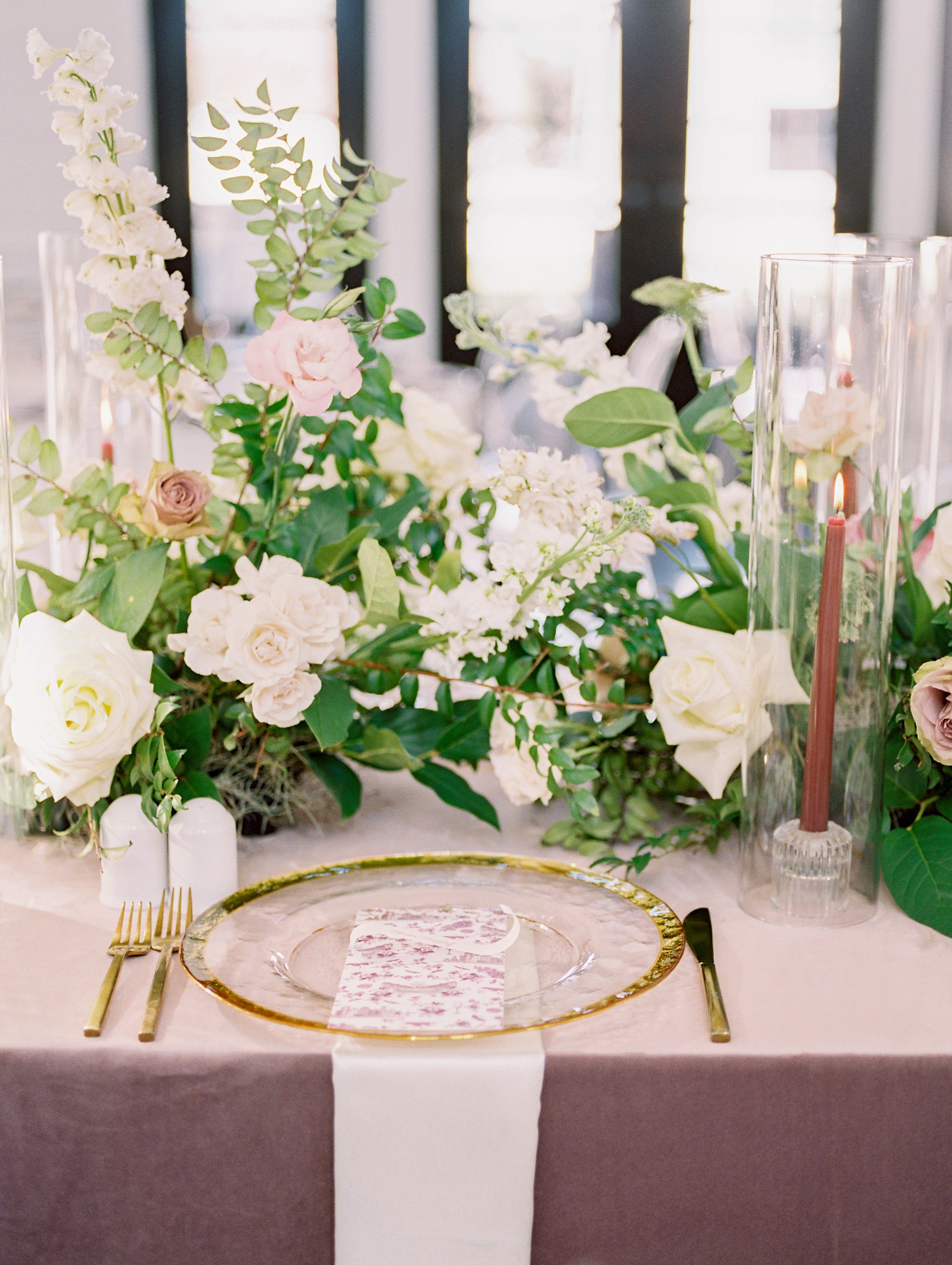 Pink-Champagne-Designs-Boutique-wedding-tablescape-inspiration