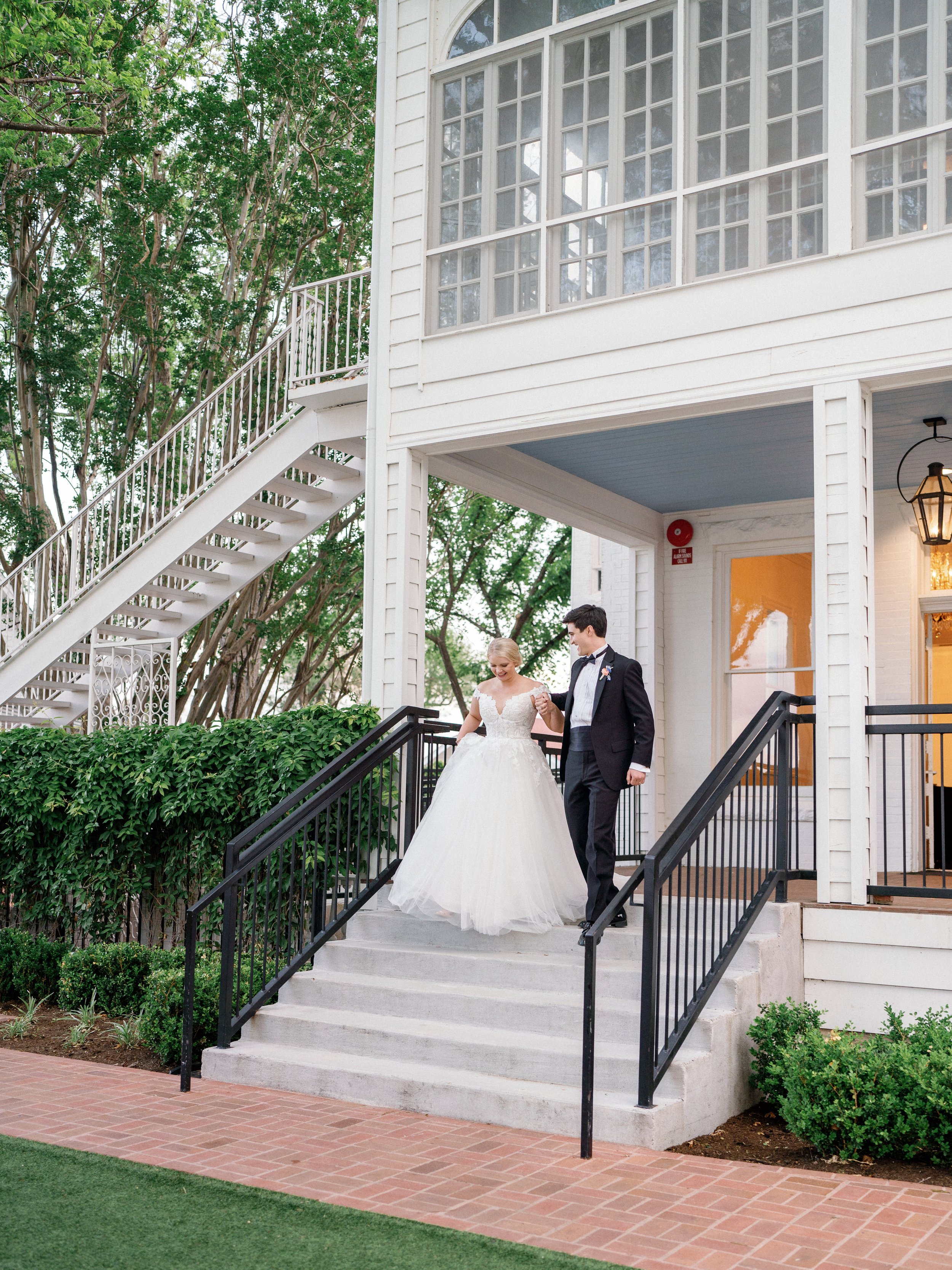 Pink-Champagne-Designs-weddings-at-woodbine-mansion