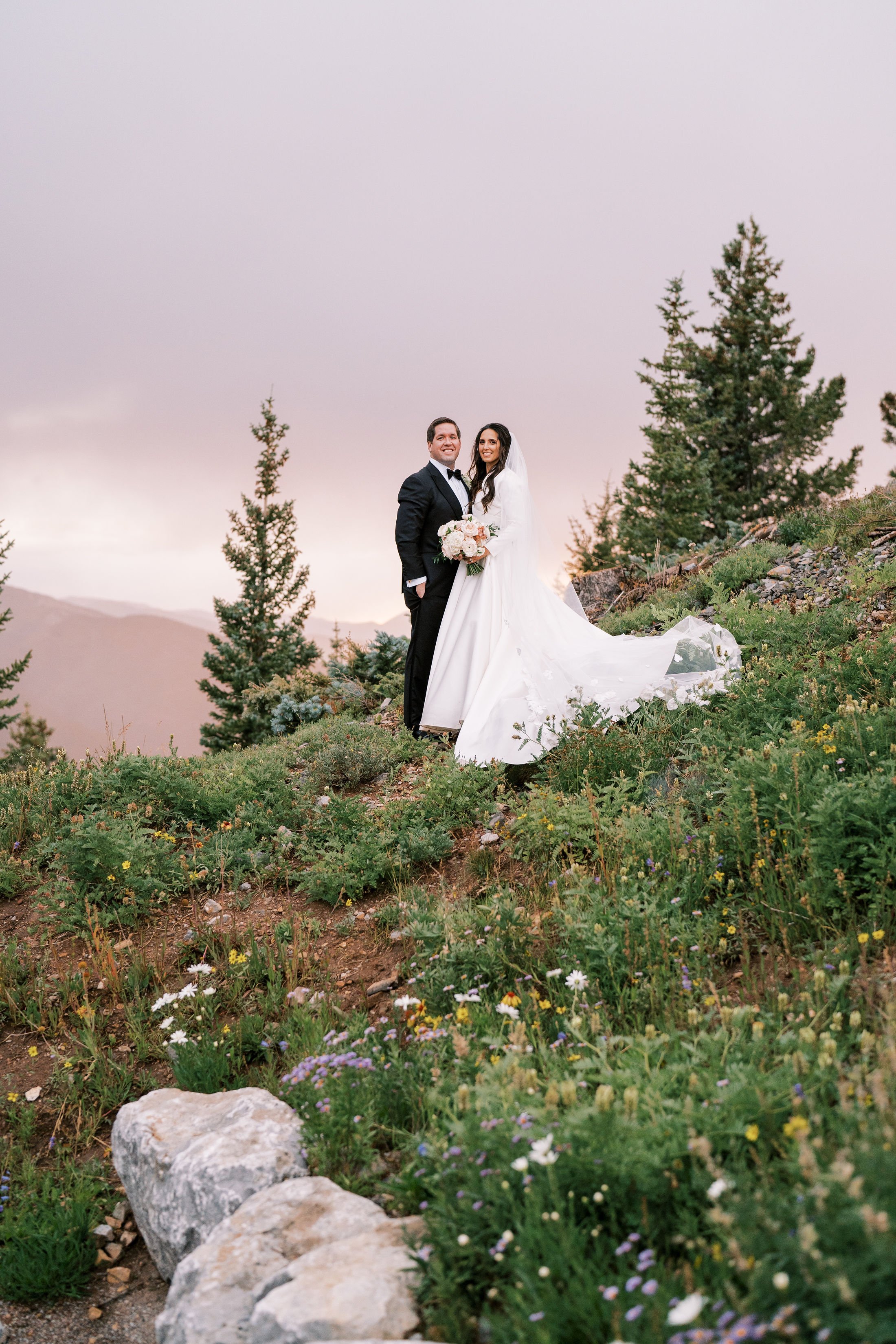 Pink-Champagne-Designs-Mountain-Bride-weddings