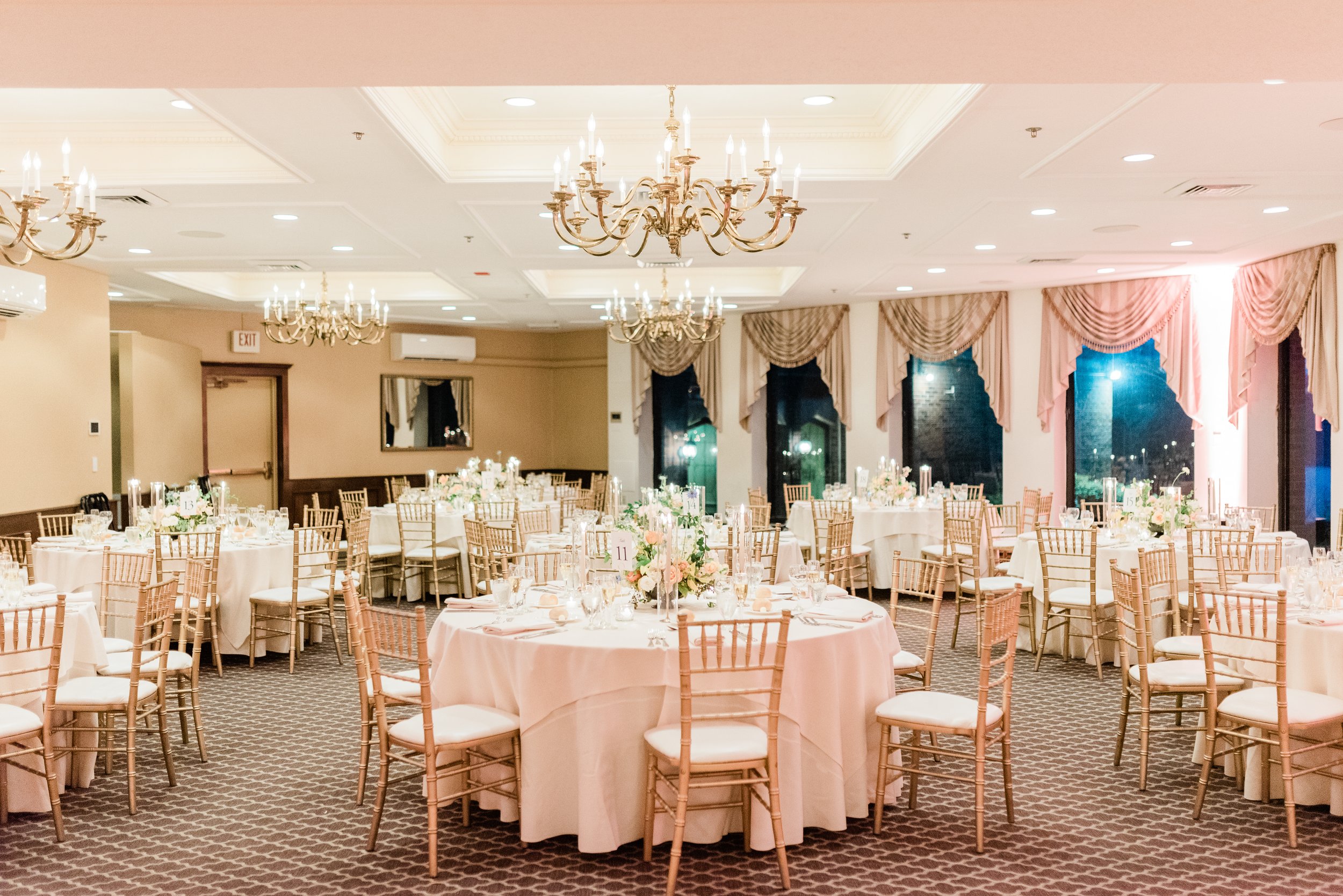 Pink-Champagne-Designs-Wedding-reception-inspiration-for-fall-weddings