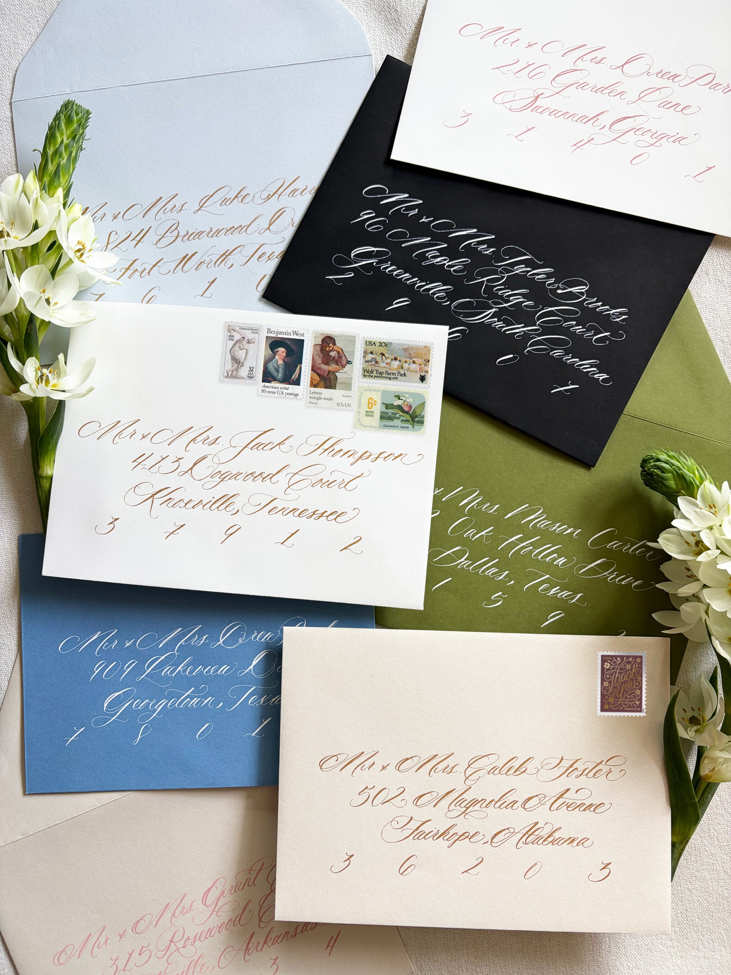 The first thing your guests hold isn&rsquo;t the invitation. ✉️ It&rsquo;s the envelope.

We&rsquo;re now offering hand calligraphy at Pink Champagne Designs. ✨ Every name and address is lettered by hand by our designer, so the envelope carries the s