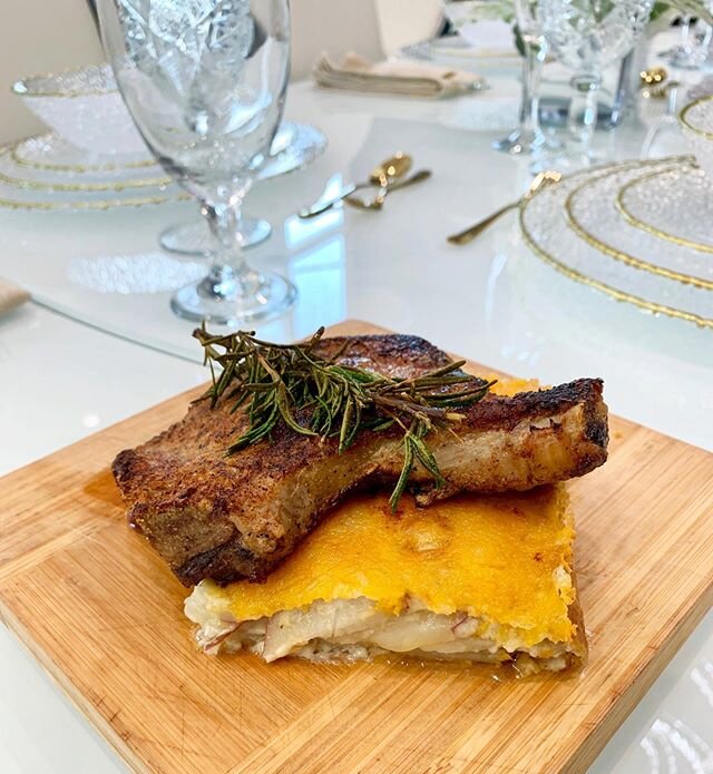 Herb rubbed Pork Chop and Creamy Scalloped Potatoes on our Father&rsquo;s Day family meals menu! .
❗️Disclaimer❗️We asked our chef to make another batch of these creamy scalloped potatoes because they were out of this world!!
.
Father&rsquo;s Day is 