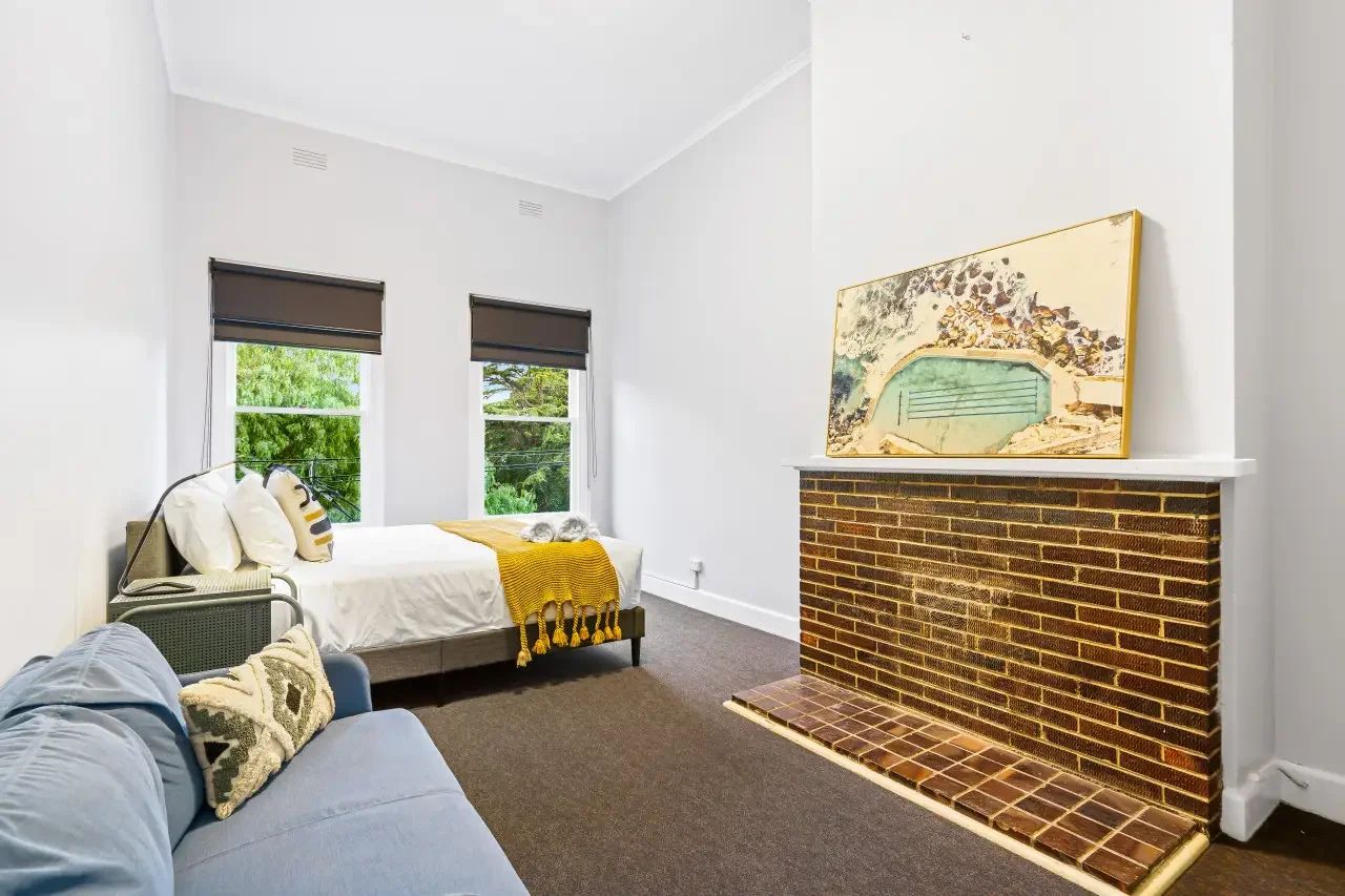 Accomodation at North Port Hotel in Port Melbourne, Victoria