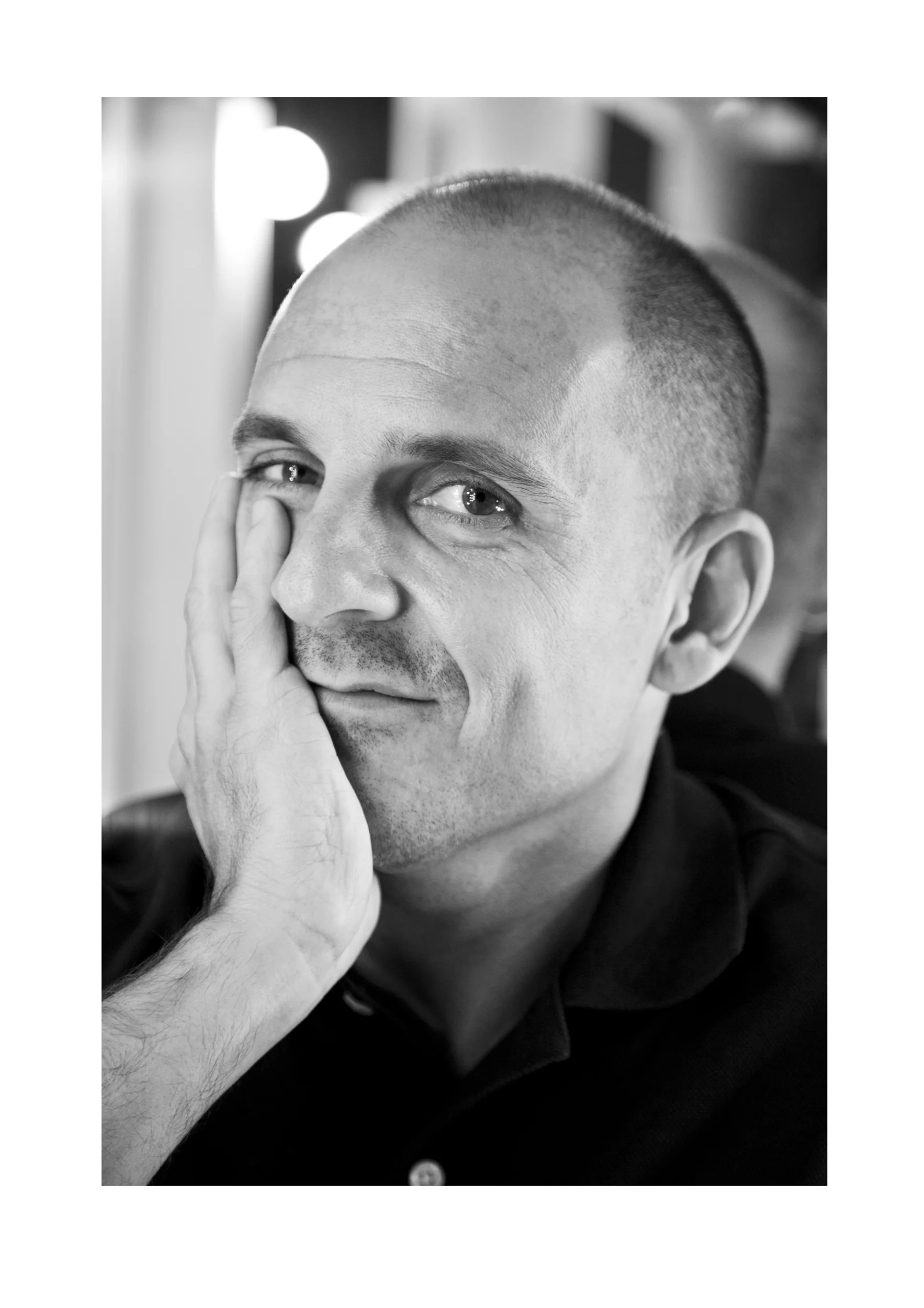 Comedian Carl Barron, backstage, Sydney 2009