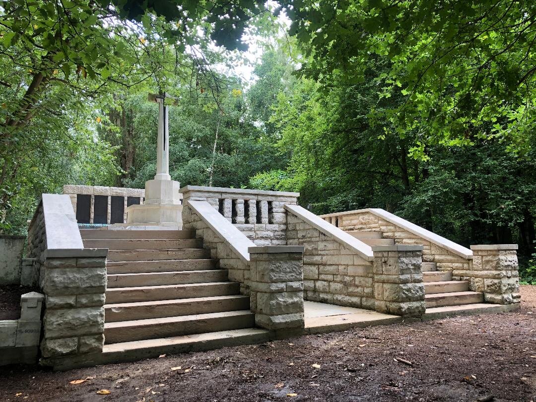 Commonwealth war memorial at Abney Park