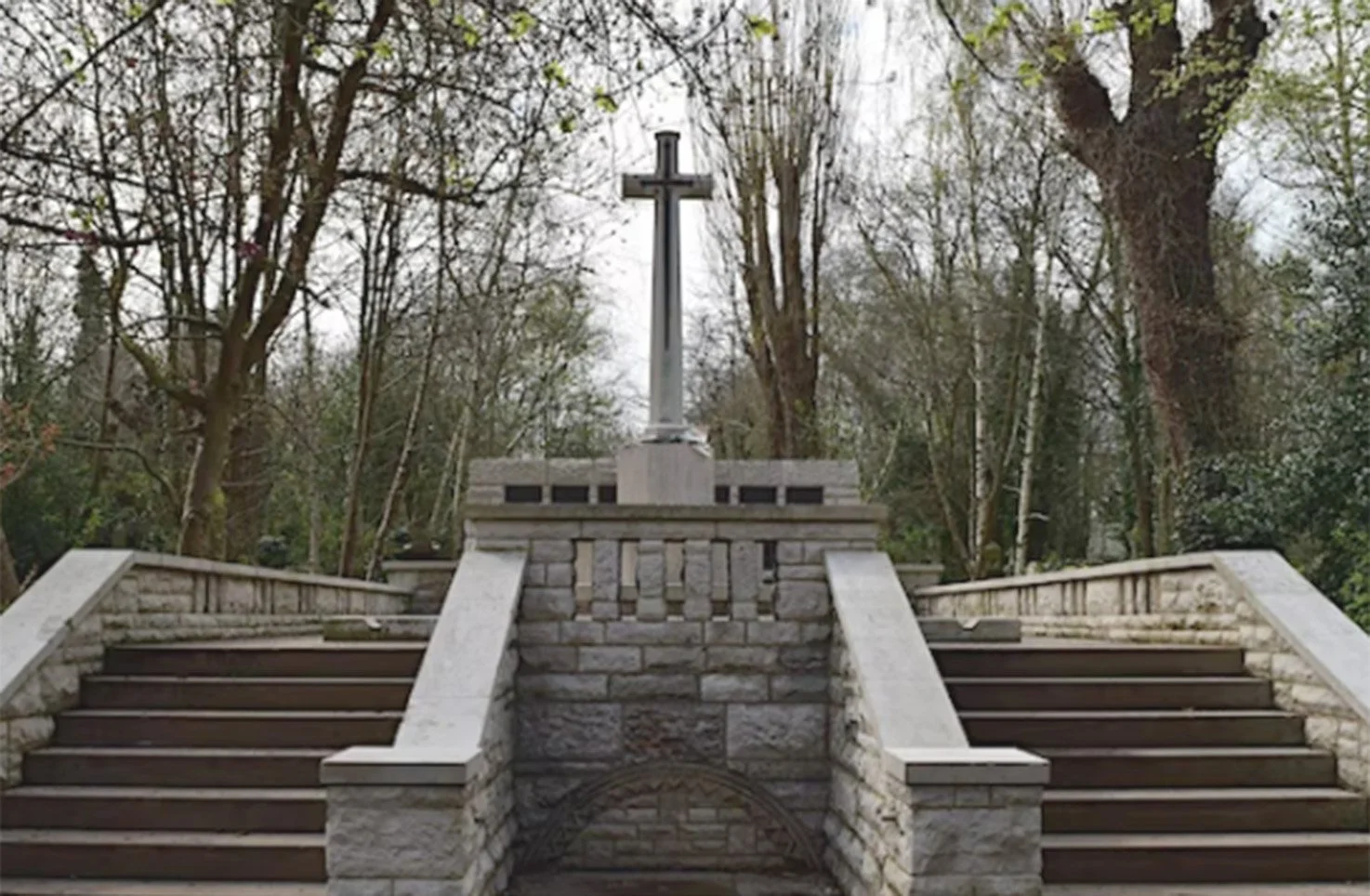 Commonwealth war memorial