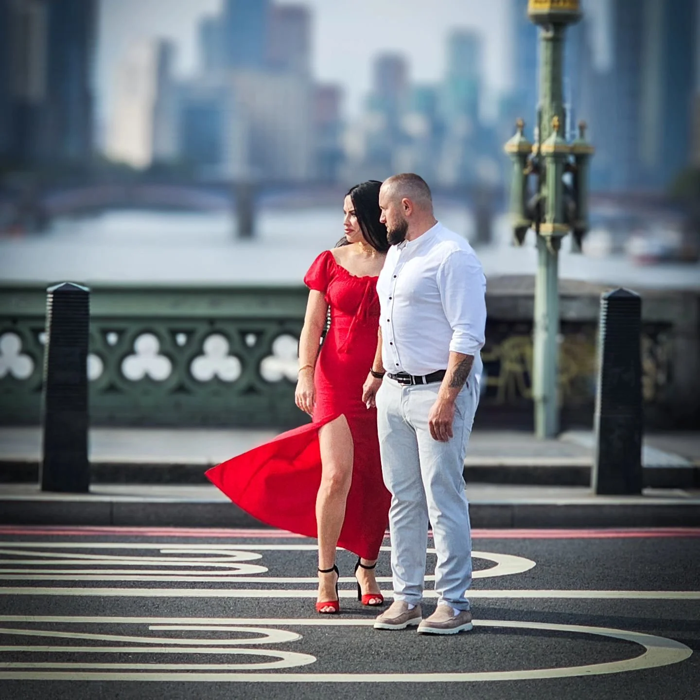 #outandabout #photooftheday #colour&nbsp;#views #wanderlust #photography #picoftheday #outdoors #color #photography&nbsp;#city #river #photographyislife #amstel #london #dress #red #couple #bridge #westminster