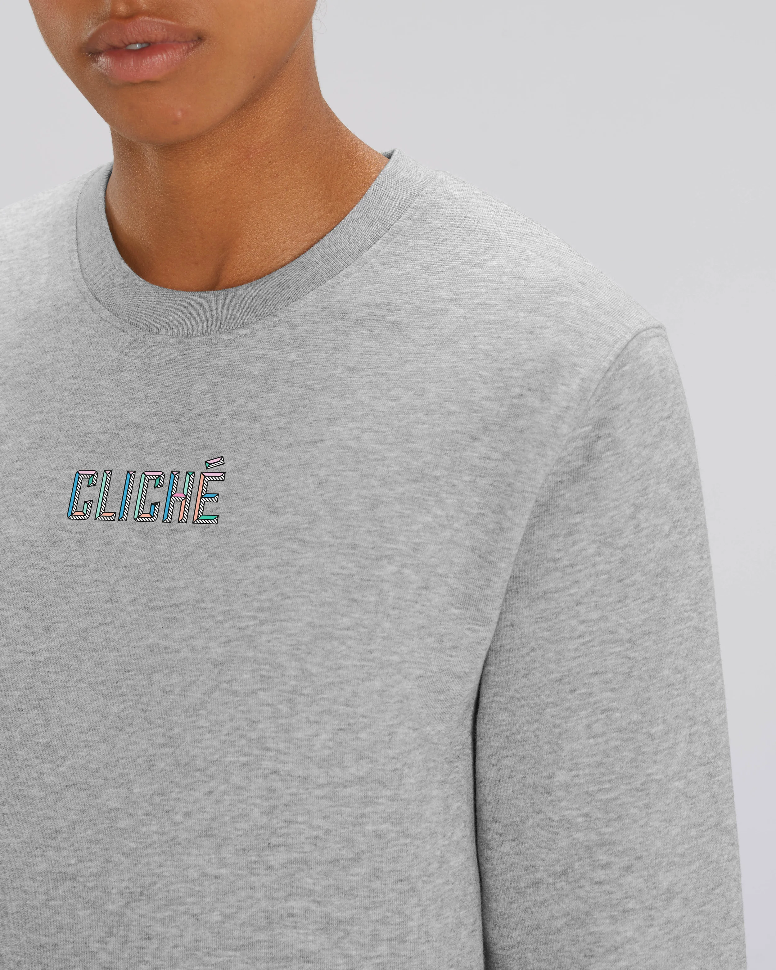 CLICHE_Changer_Heather_Grey_Studio_Front_Detail_6.jpg