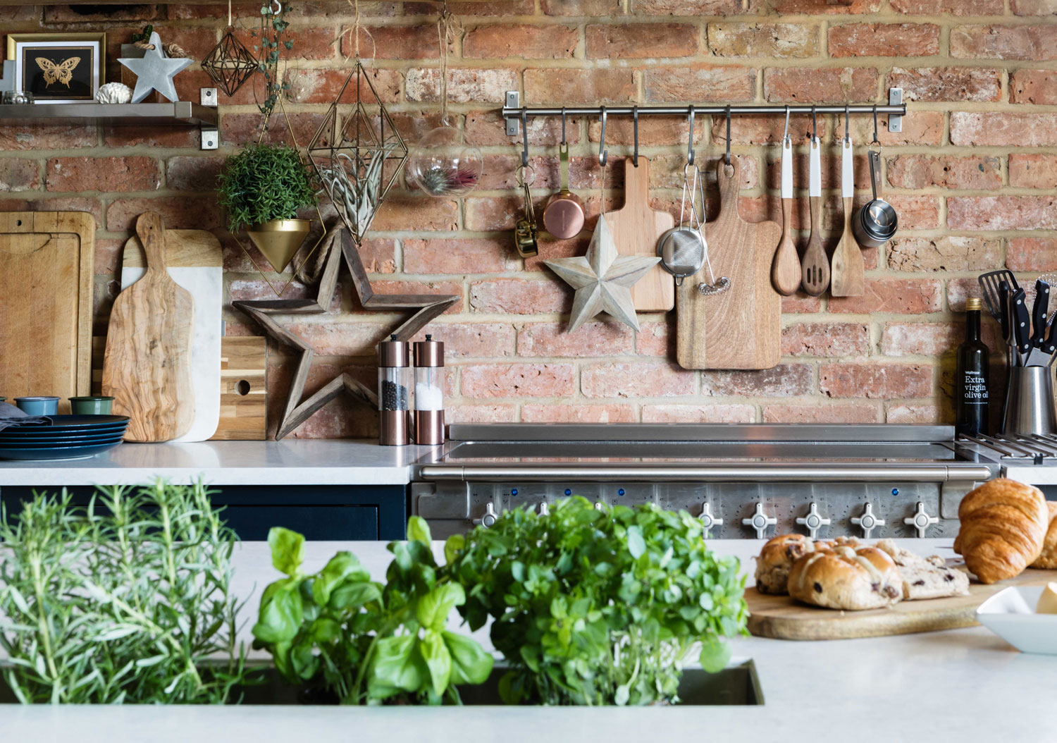 Hornsby Style Kitchen – Photo by Cathy Pyle | Styling by Design By Portia 