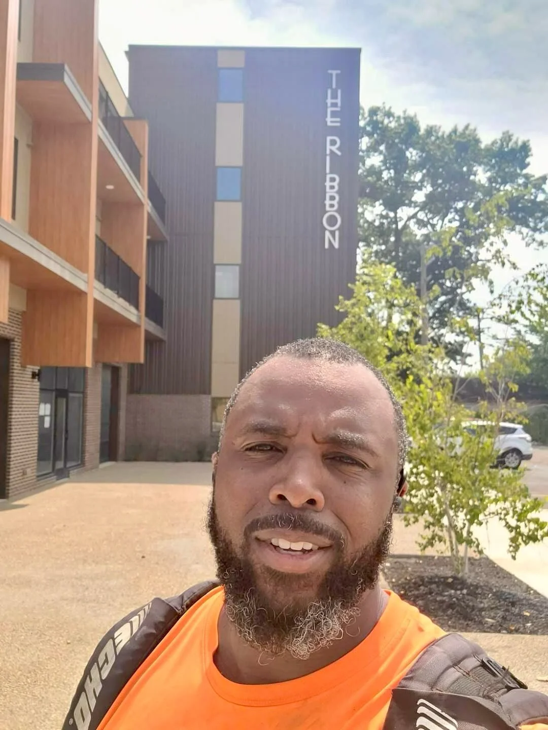 Those weeds really snuck up on us&hellip; but they didn&rsquo;t stand a chance once Lamarr Wheeler pulled up! 💪🏾

Finding a good landscaper these days is like finding a parking spot downtown at lunchtime &mdash; rare!

Big shoutout to Lamarr (@whee