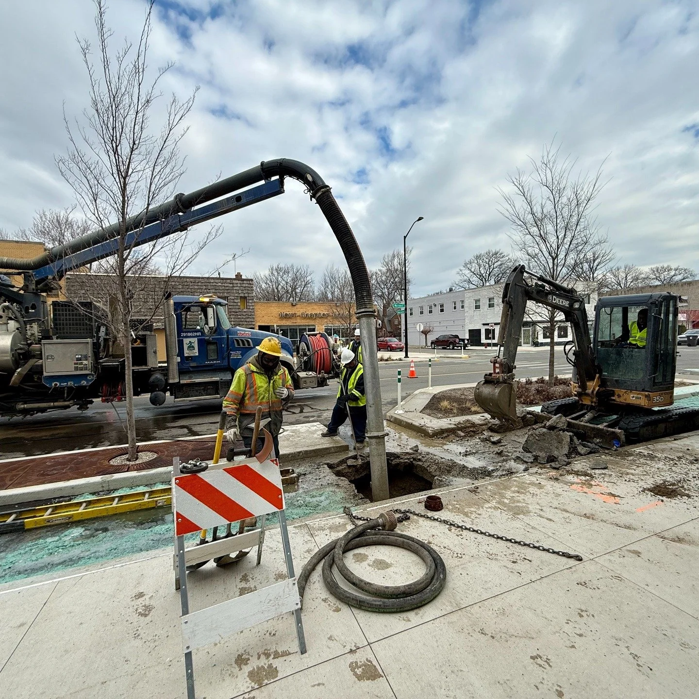 Today&rsquo;s &ldquo;expected&rdquo; unexpected: A random DWSD repair.

Pulled up to our east side building and saw a DWSD crew jackhammering into the bike lane in front of the property to fix a significant water leak. Water was actively overflowing 
