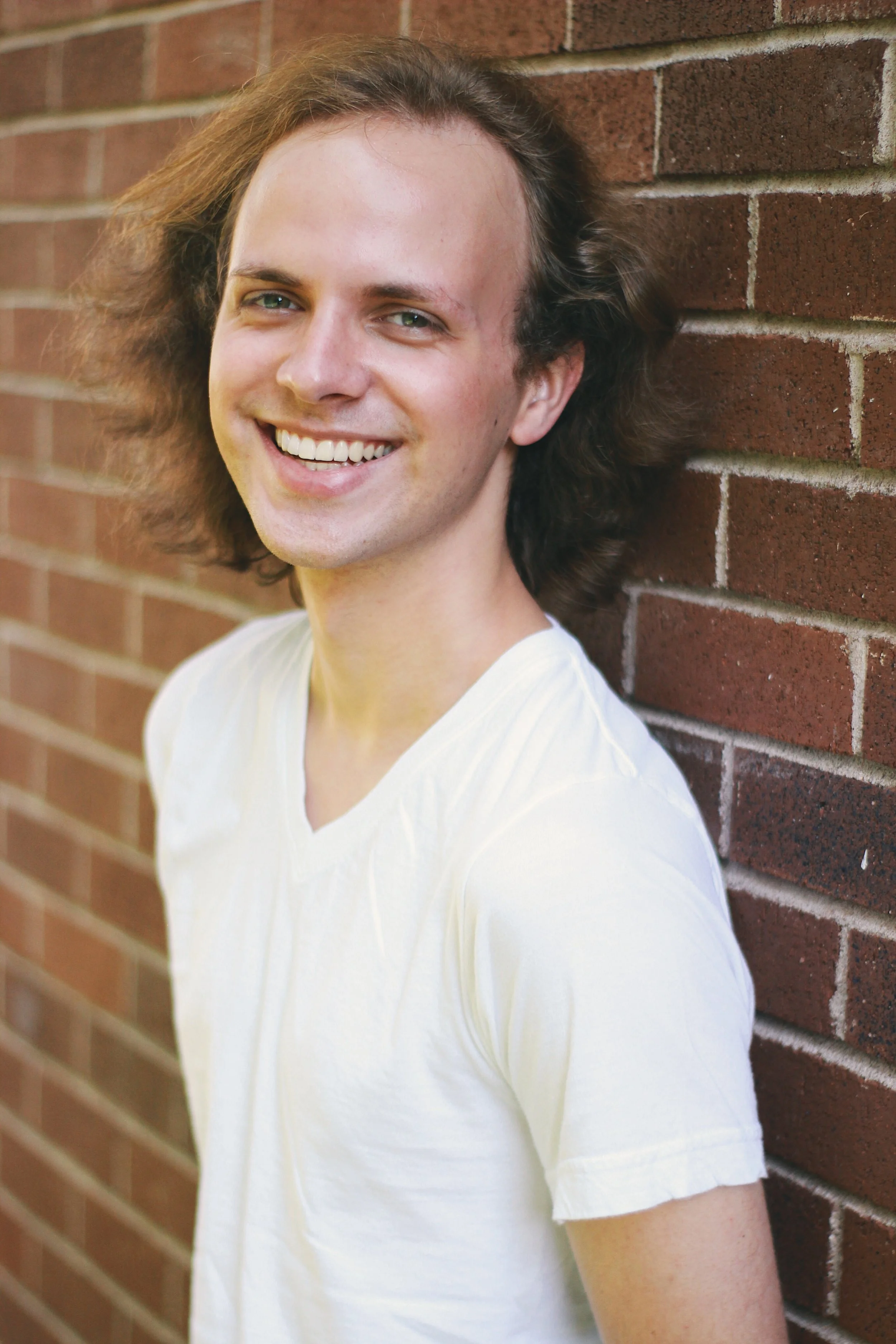 Headshot by Dawniella Sinder
