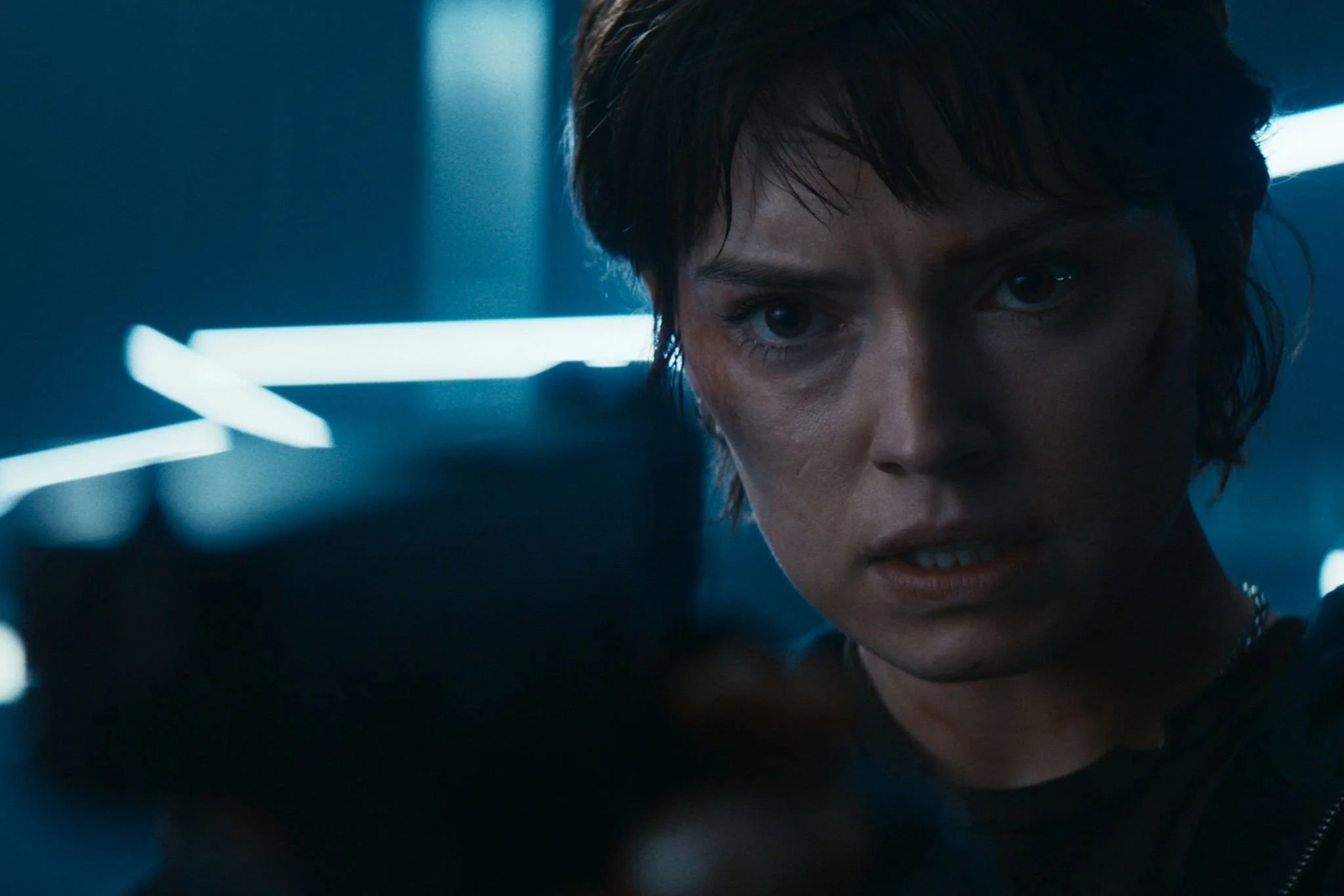 'Cleaner' - Daisy Ridley Rules in High-Rise Action Thriller