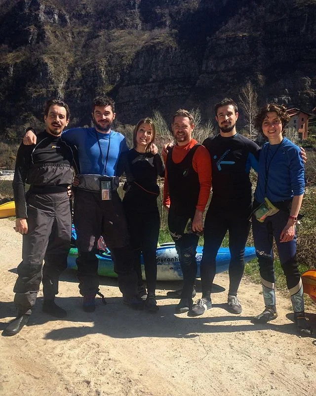 Tanto sole per l’inizio formazione degli aspiranti istruttori...🎉...dajetutta! #kayak #istruttori #natura #avventura #corsi #sport
