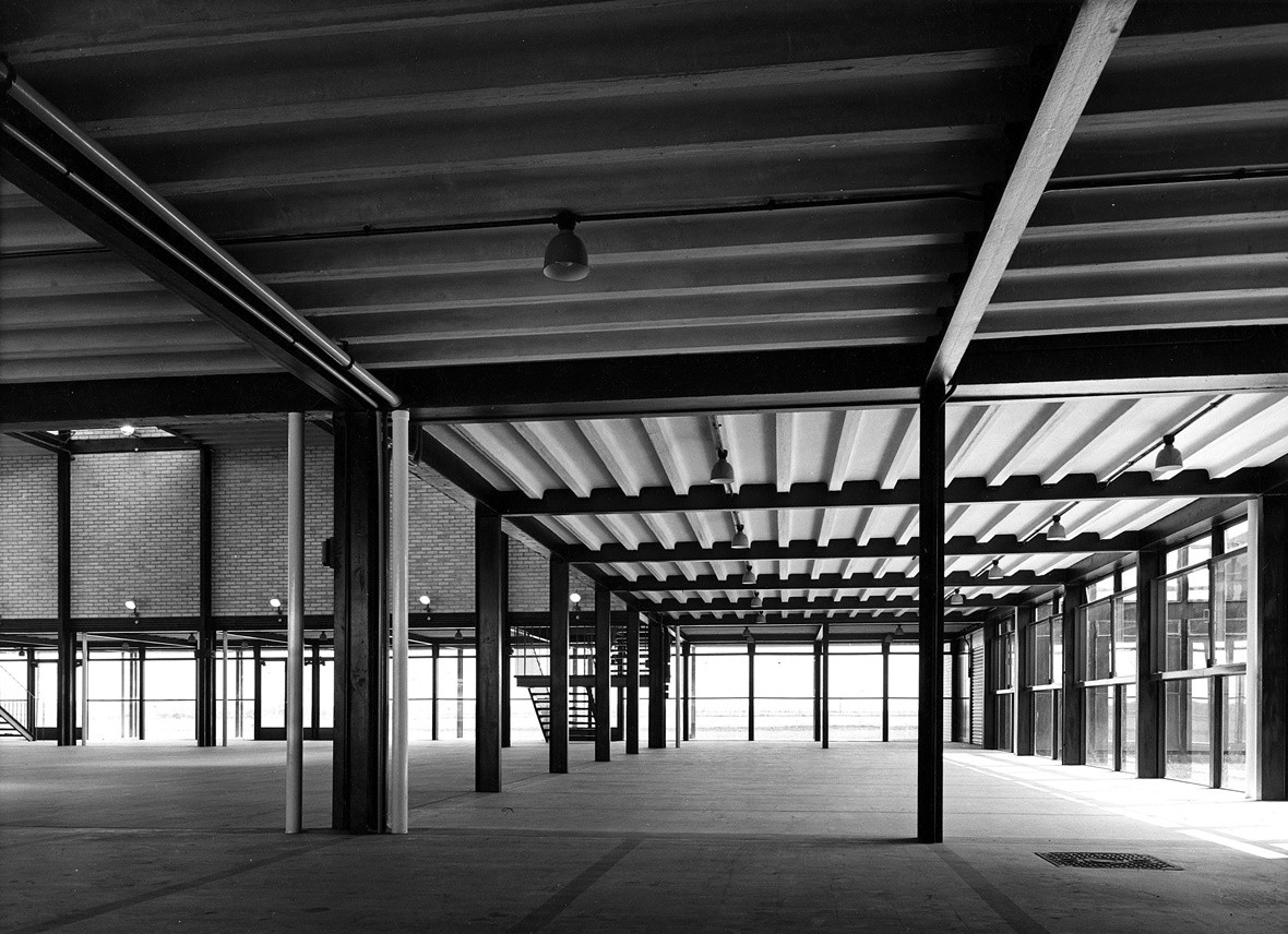 L’école secondaire de Hustanton, Norfolk, Alison et Peter Smithson | 1949-45 © architectsjournal