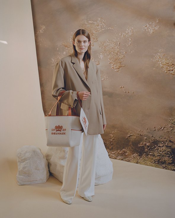 DELVAUX MARTINA by BJORN_set design cha brn 5.jpg