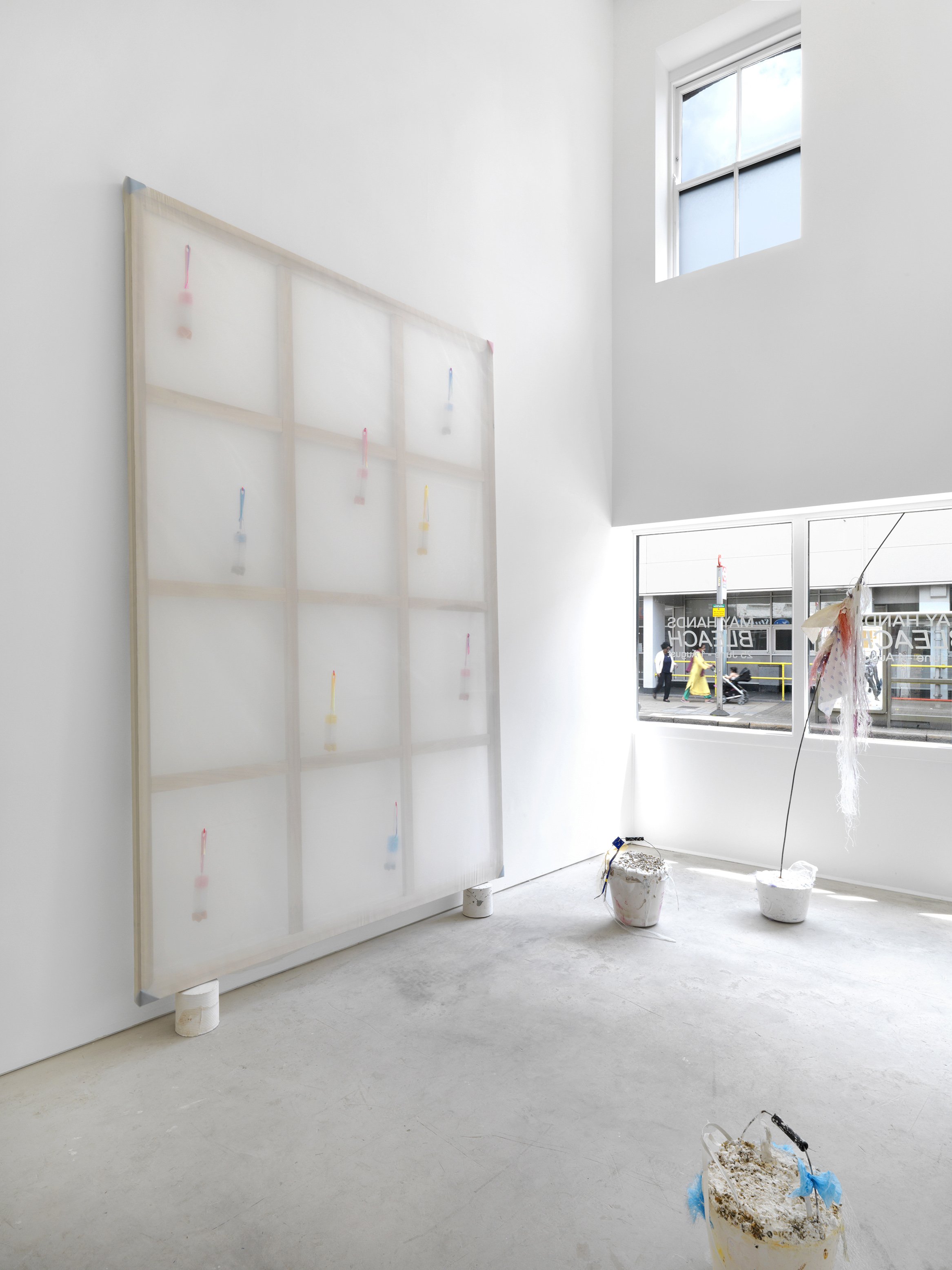 May Hands, 1506, Bleach, exhibition views 11_HR-web.jpg