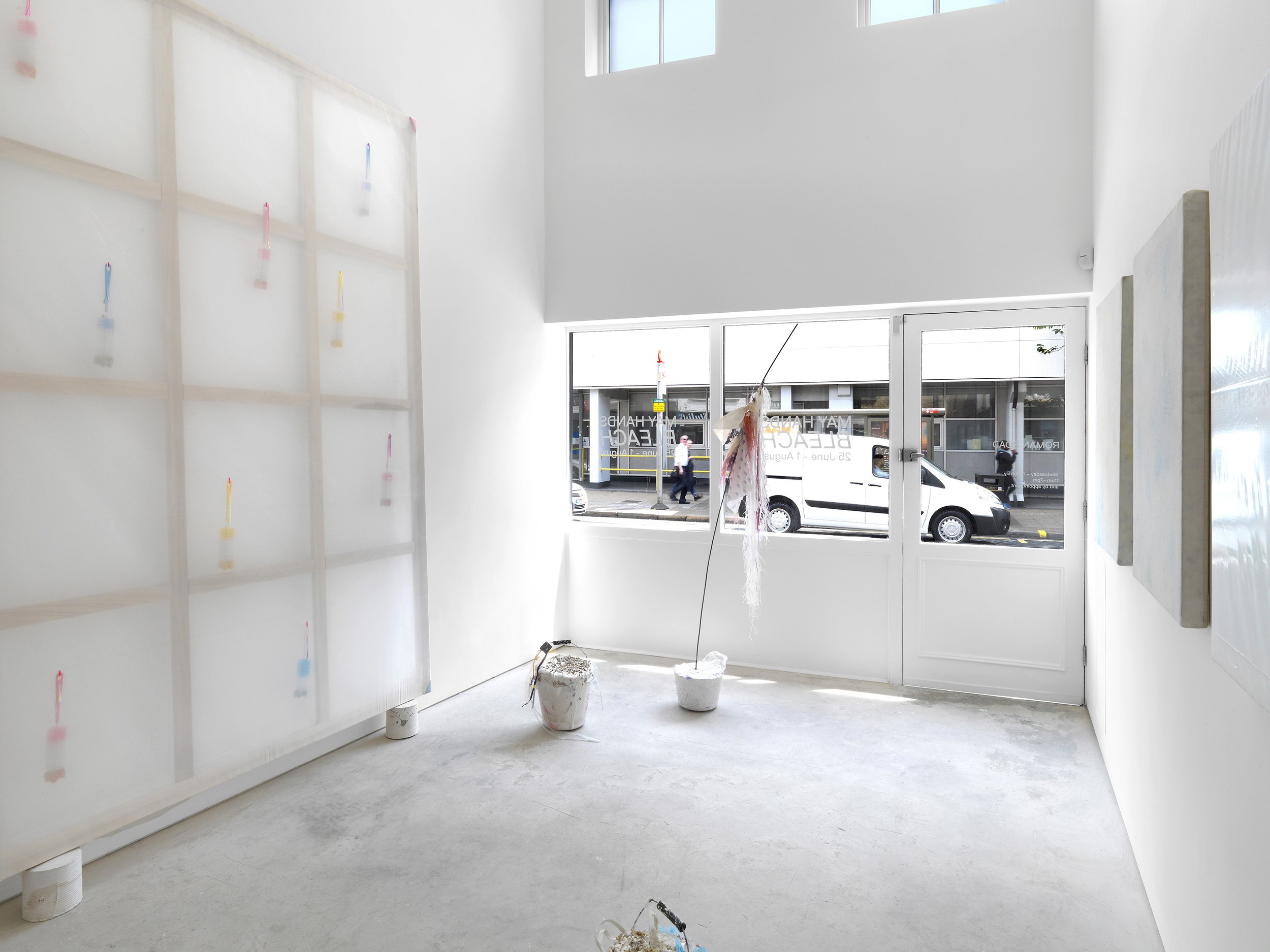 May Hands, 1506, Bleach, exhibition views 12_HR-web.jpg