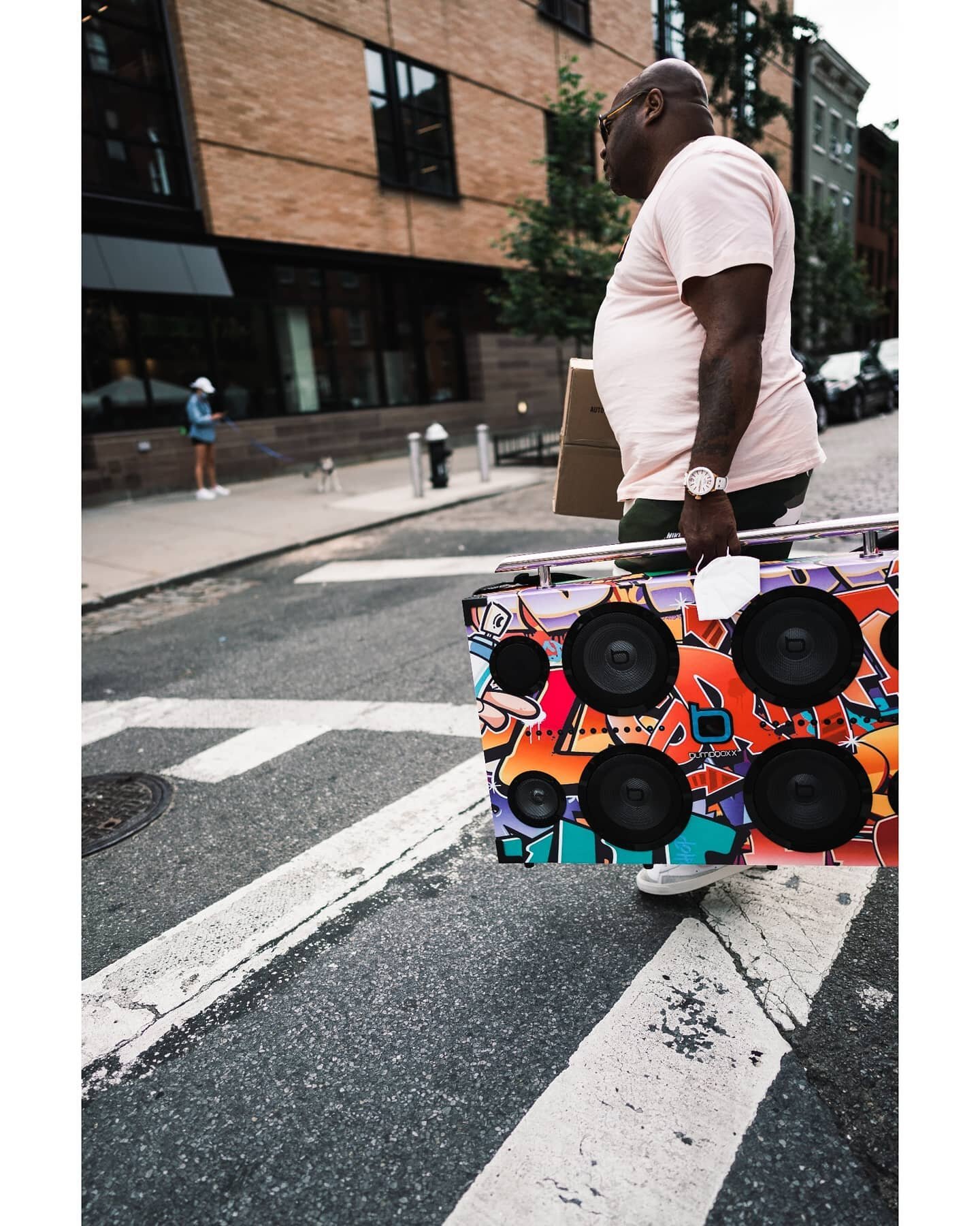 A boombox can change the world

.
.
.
.

#nycstreet #nycstreetphotography #streetphotography #streetshot #ig_street #zonestreet #streetphoto_color #capturestreets #streetsgrammer #streets_storytelling #peopleofnewyork #street_photography #thestreetph