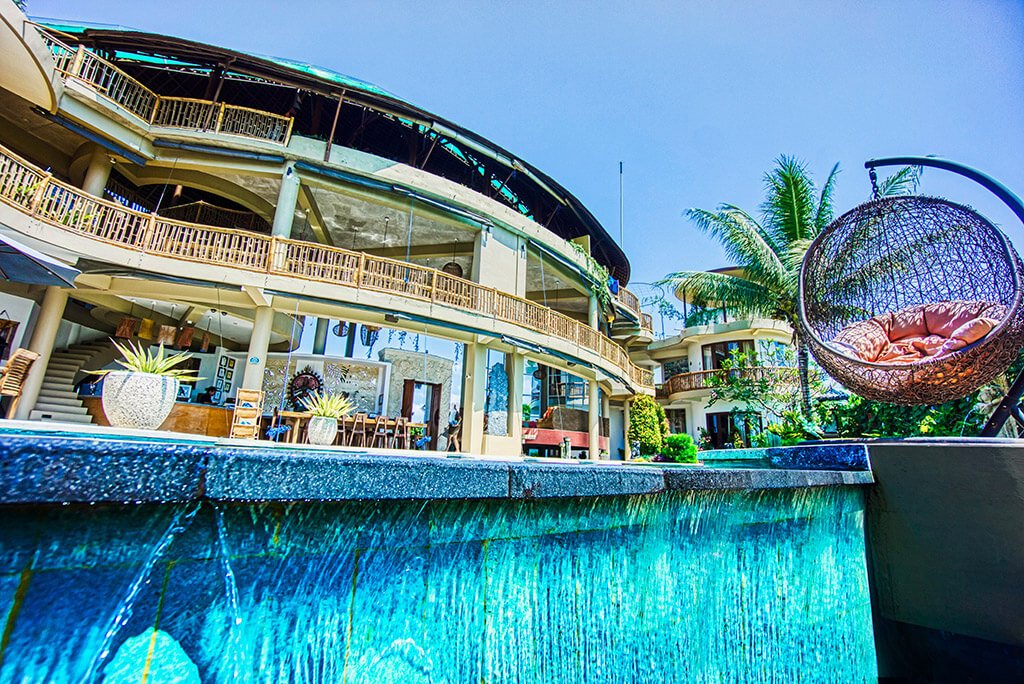 waterfall-FL-resort-Bali-min.jpeg