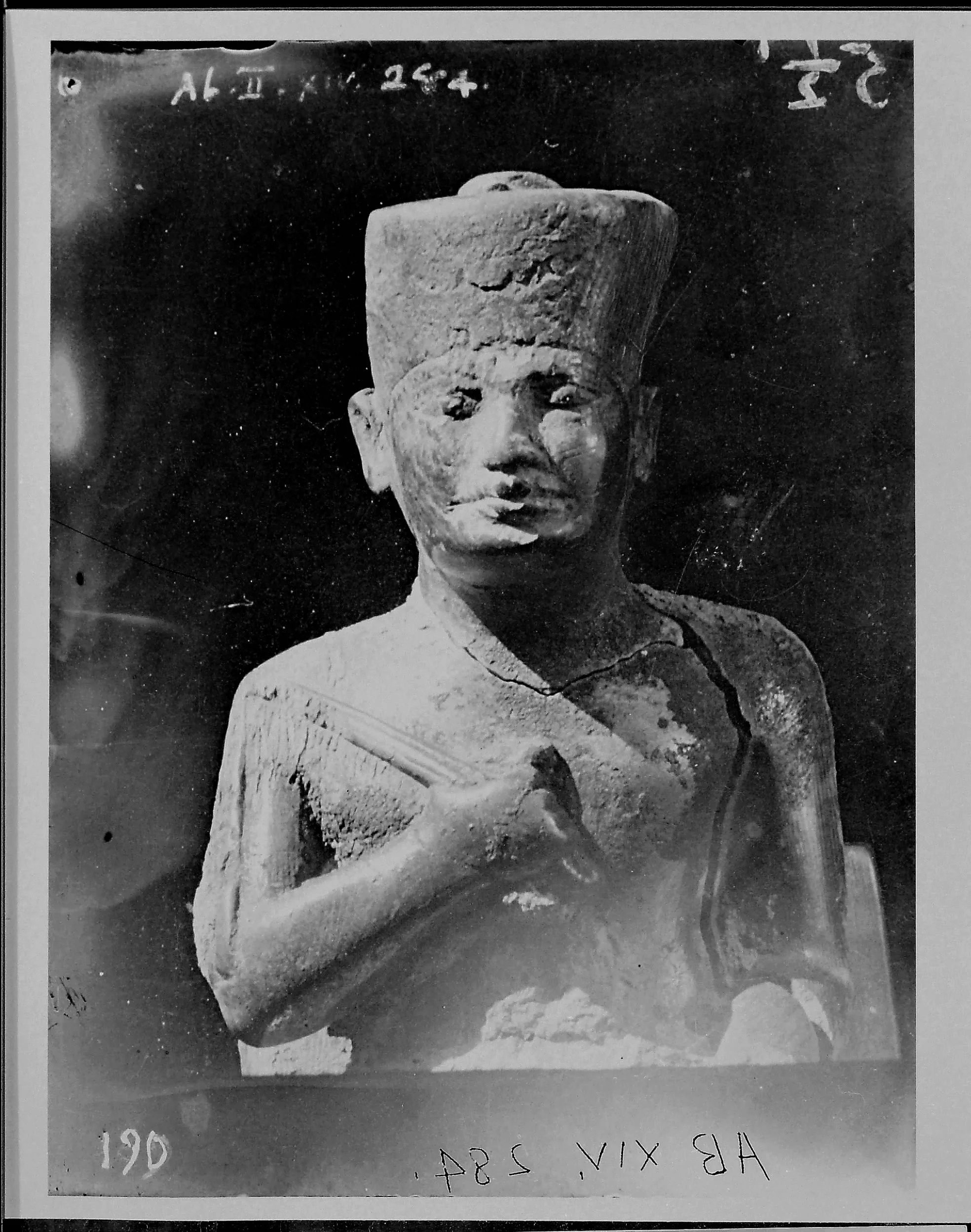 Fig. 2. Flinders Petrie’s original image of this extraordinary find, taken during the 1902-1903 field season at Abydos. Photo courtesy of the Egypt Exploration Society
