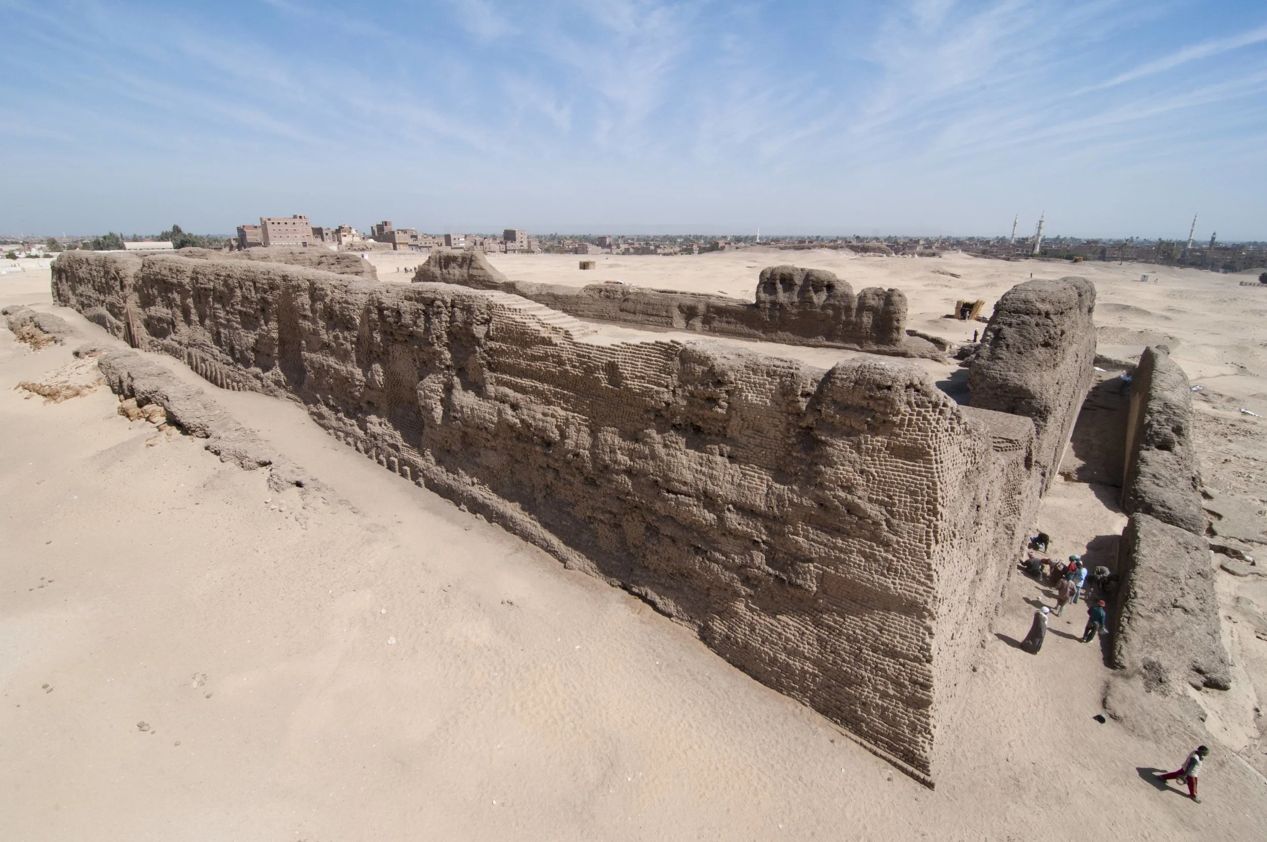Fig. 5. View of the monumental Shunet el-Zebib on the desert landscape at Abydos. Photo: Greg Maka © North Abydos Expedition 2012