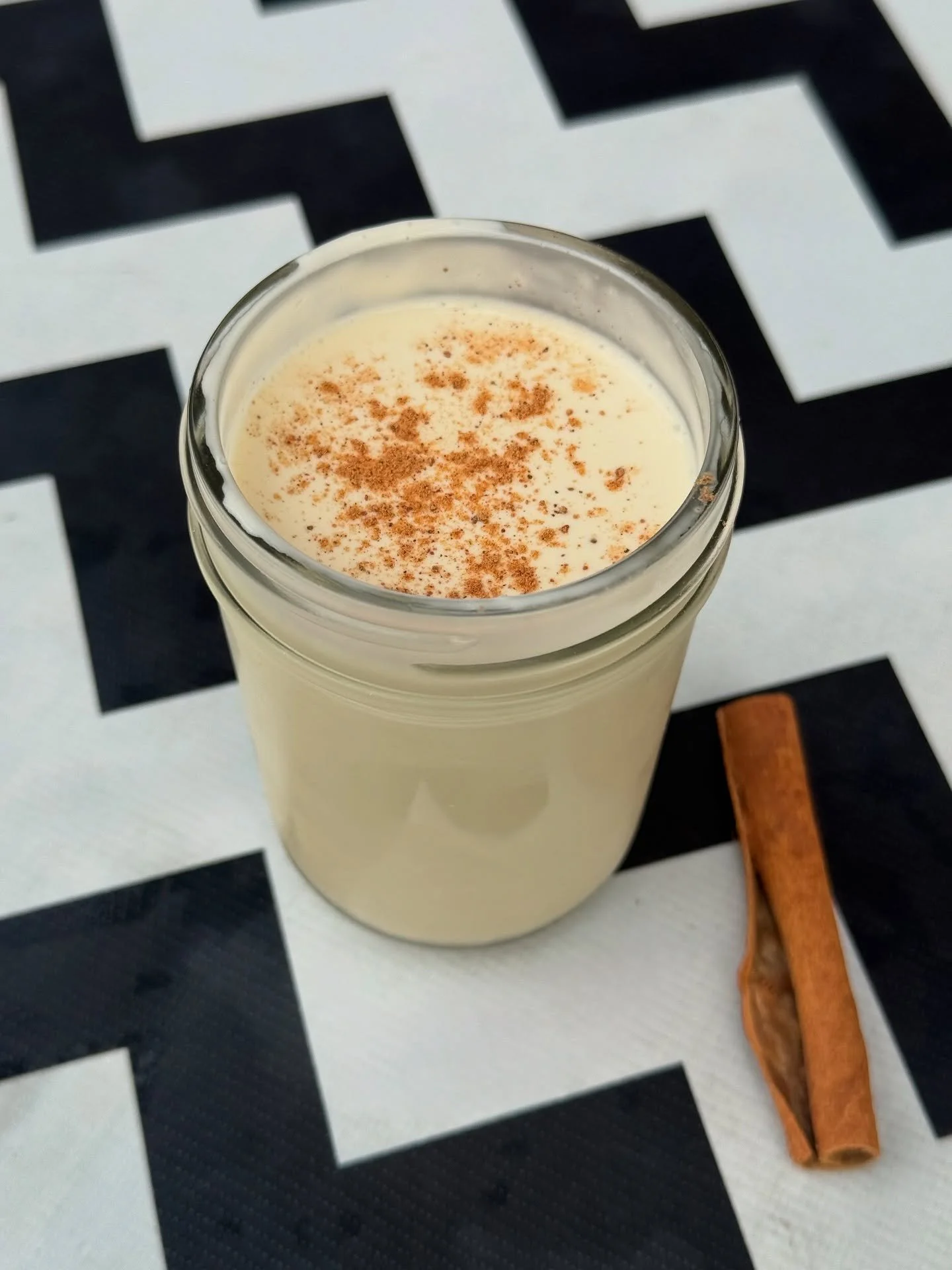 It&rsquo;s giving Griswold energy. 🎄😂 Cousin Eddy&rsquo;s Eggnog is baaaaack! Mid-week festive treats await, 11am&ndash;10pm ✨
&bull;
&bull;
&bull;
#pdxnow #pdxeats #pdx101 #portland #pdx #oregon #eggnog #cousineddy #pasta #grassa #travelportland