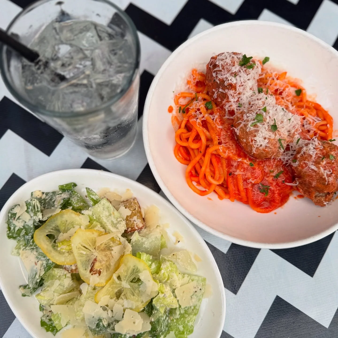 What are your lunch plans? 👀✨ Head to Grassa for our amazing DAILY lunch rush special! Available 12pm-3pm!🍝💛 $15 gets you Spaghetti &amp; Meatballs or Mac &amp; Cheese, plus a side Caesar salad and a soda. Mondays don&rsquo;t get much better than 