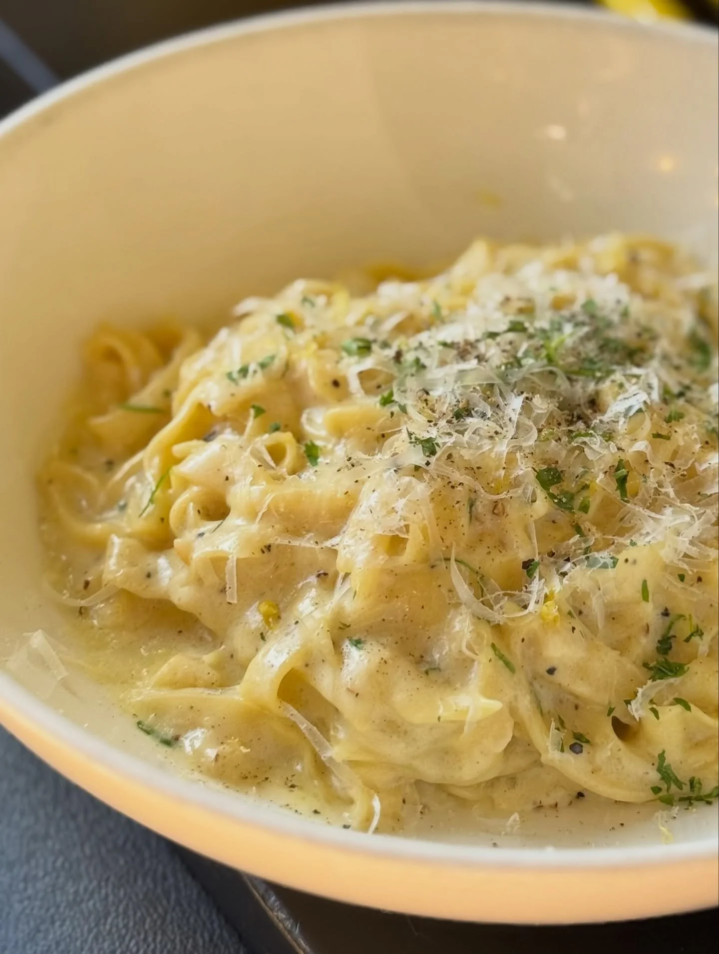 Come get it at 11am! 🍝✨ It&rsquo;s Italian American Wednesday, and we&rsquo;re serving up a creamy classic you won&rsquo;t want to miss, fettuccine Alfredo done the right way! 😋 

Silky ribbons of pasta tossed in a rich, buttery Parmesan cream sauc