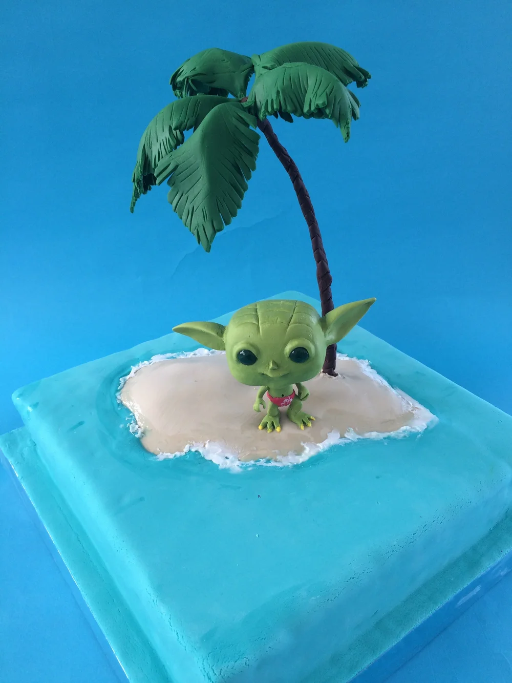 Star Wars Yoda Pop Karine Zablit Maison Fondee A La Maison Patisserie Catering Beirut Lebanon