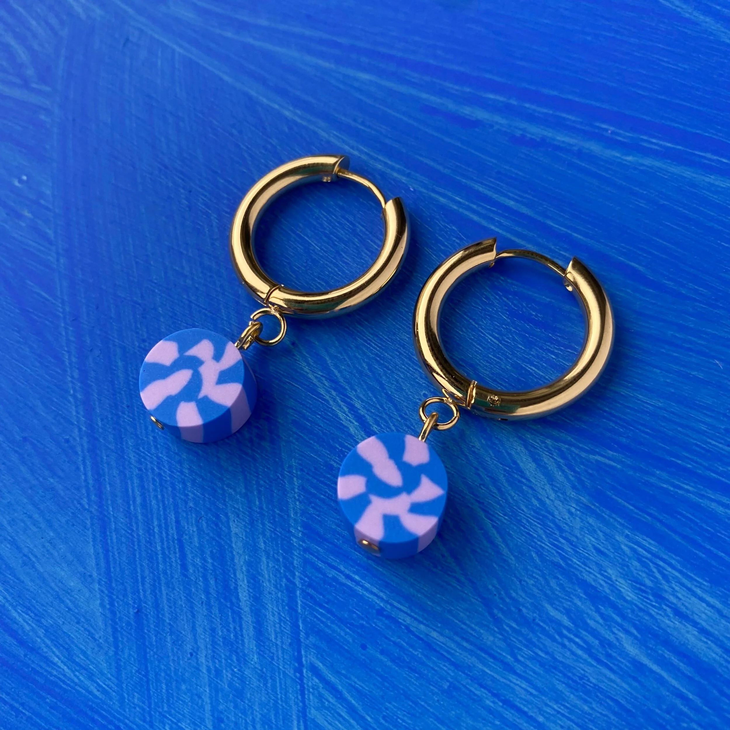 FB4C5087-8EB9-4764-8BA1-45F5EE10F7F9